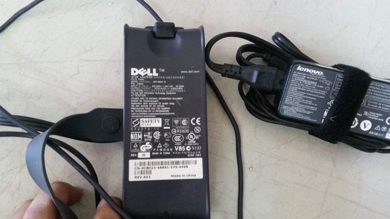 computadoras y laptops - cargador dell 1
