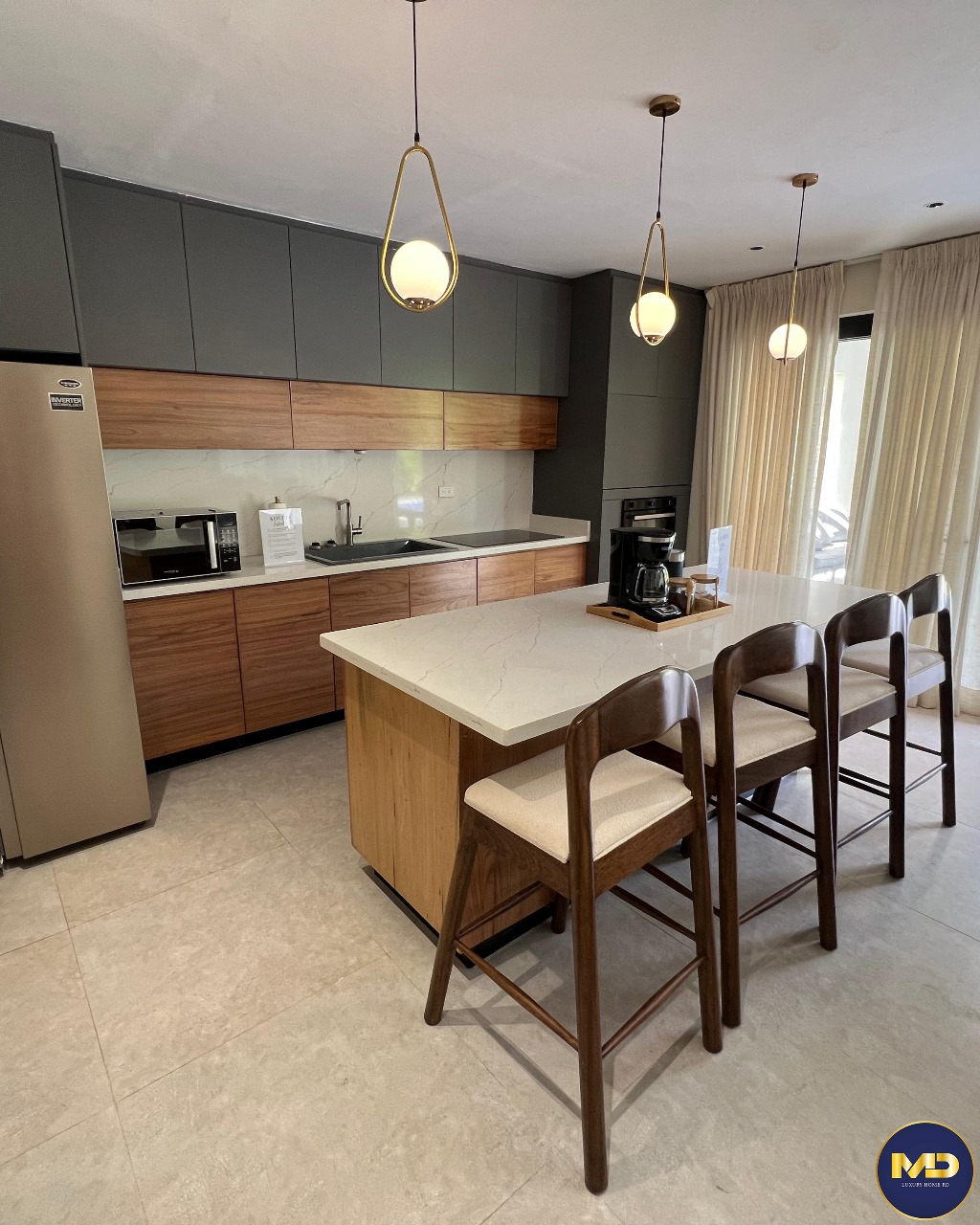 casas vacacionales y villas - Se Vende Villa Amueblada con piscina y terraza ubicada en Playa Nueva Romana  2