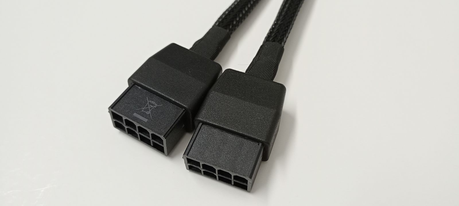 accesorios para electronica - Cable NVIDIA 2x Pci-e to 12VHPWR for RTX 5070 Ti 5