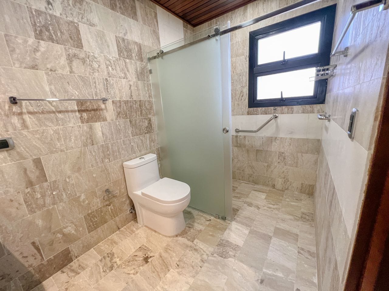 apartamentos - Vendo amplio apartamento en El Vergel  0