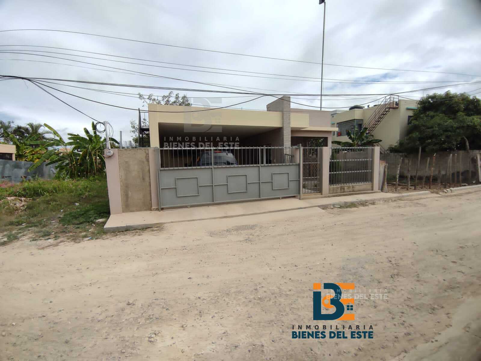 casas - Se Vende  Moderna Casa en Villa Cesarina