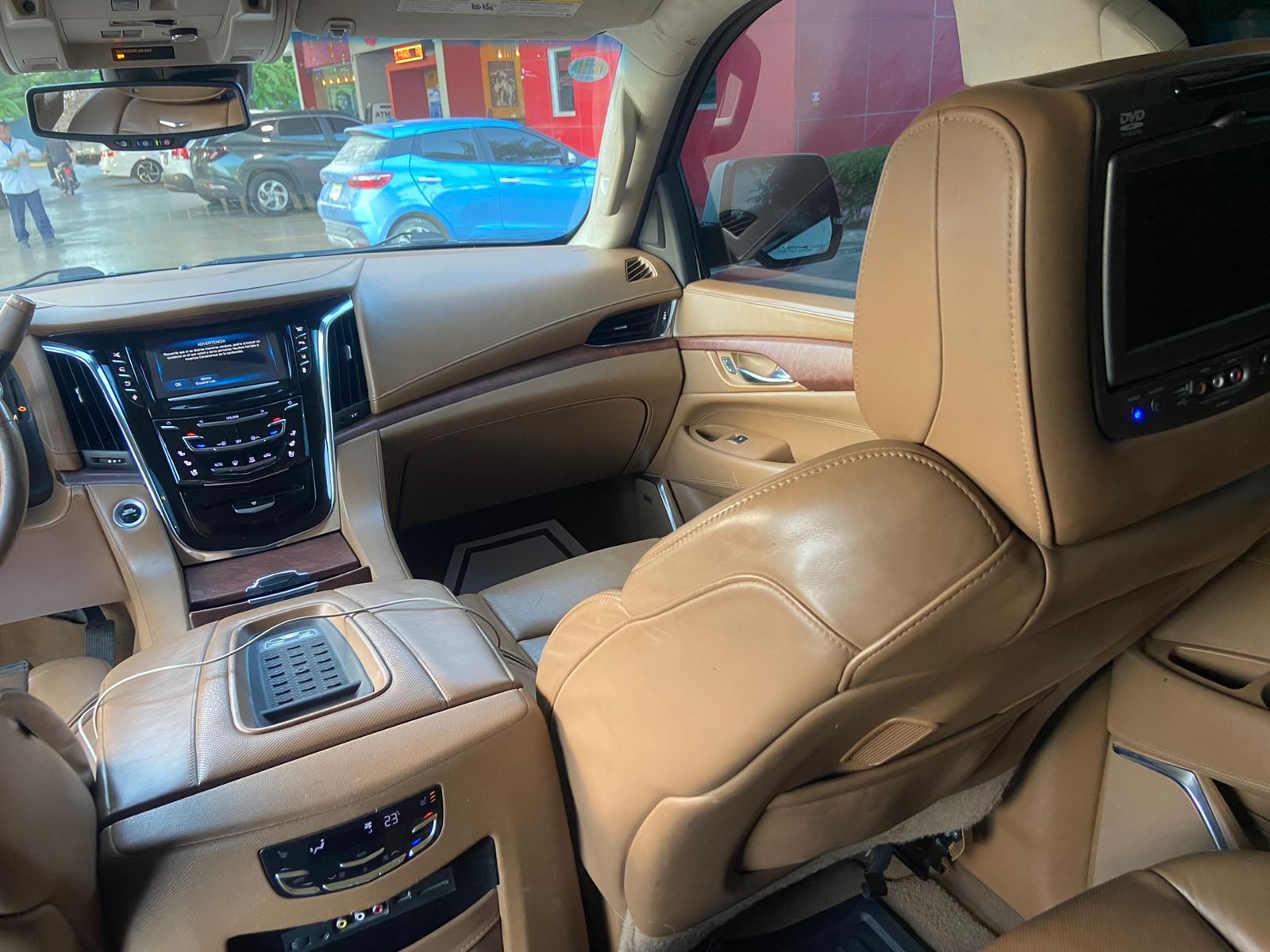 jeepetas y camionetas - cadillac escalade 2015 4