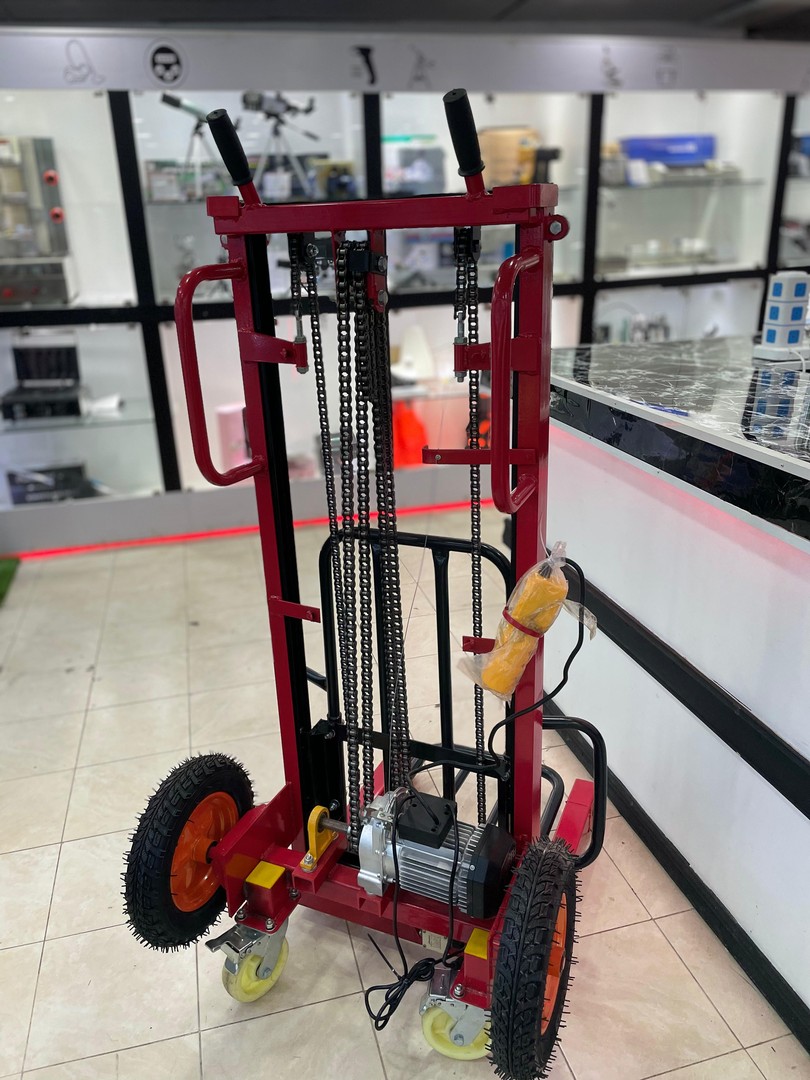 equipos profesionales - Montacargas grua Carretilla de 2 metros de elevacion electrico de 200KG 7