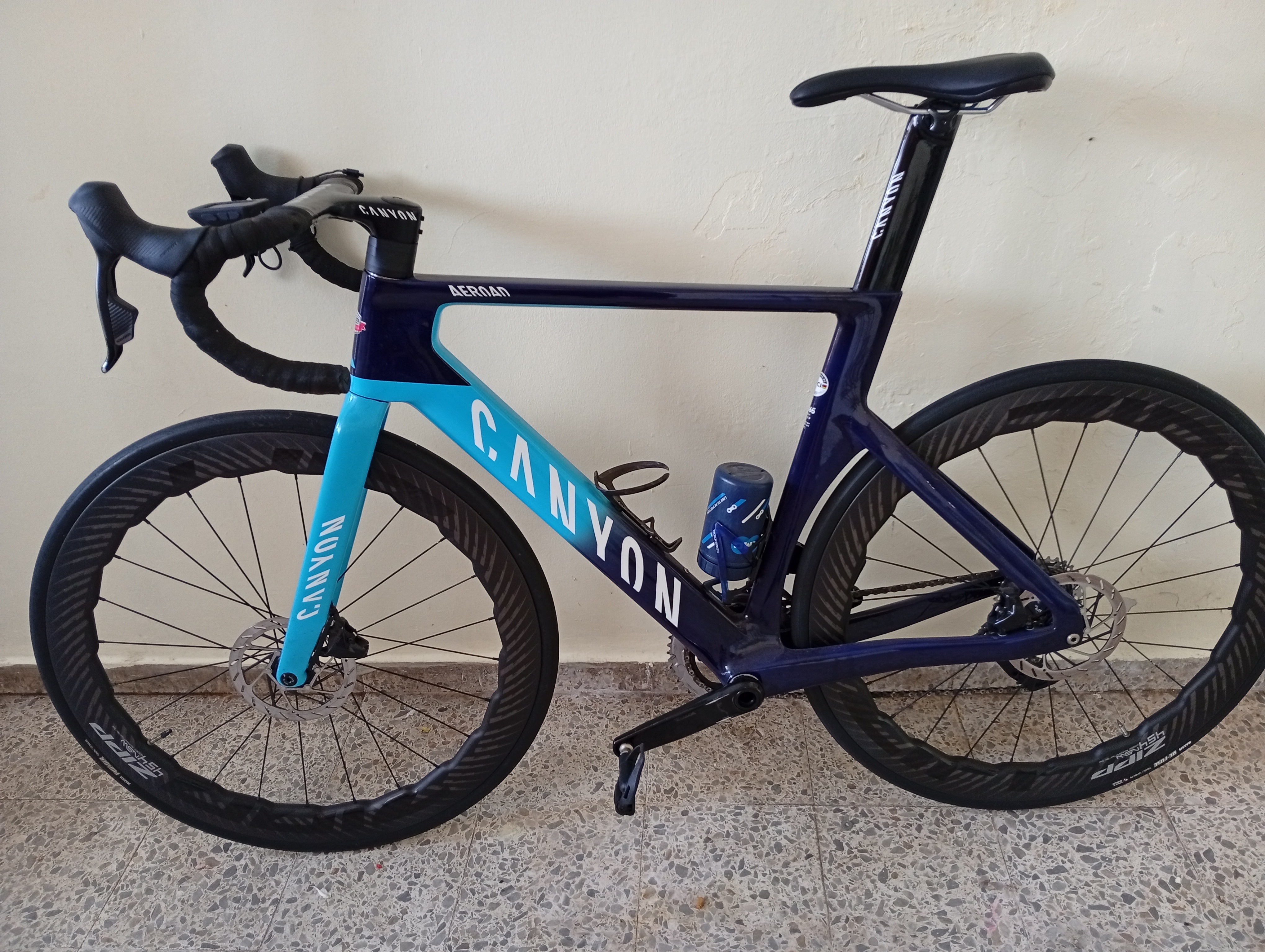 bicicletas y accesorios - Canyon aeroroad 2
