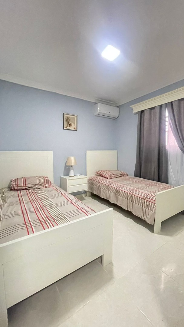 apartamentos - Se vende apartamento en Alma Rosa 23 Hab 4to nivel 98  7