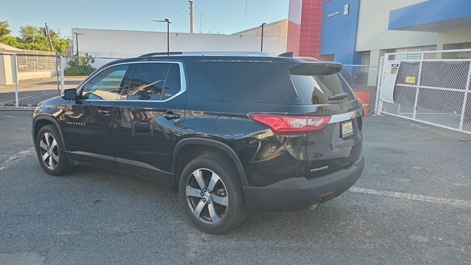 jeepetas y camionetas - CHEVROLOET TRAVERSE LT 2018 1