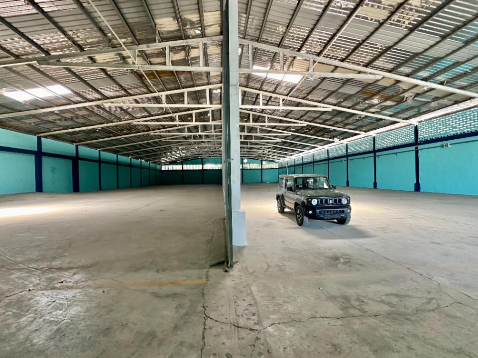 otros inmuebles - Nave Industrial en ENSANCHE PEREZ SANTIAGO 3