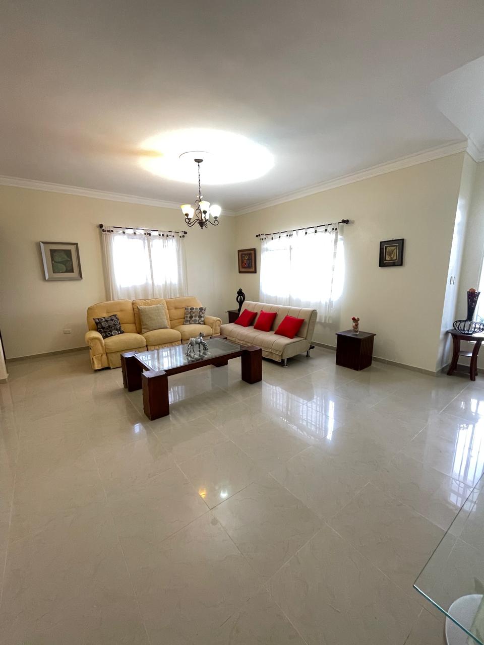 casas - CASA EN VENTA PROXIMO A VILLA OLGA, SANTIAGO. 4