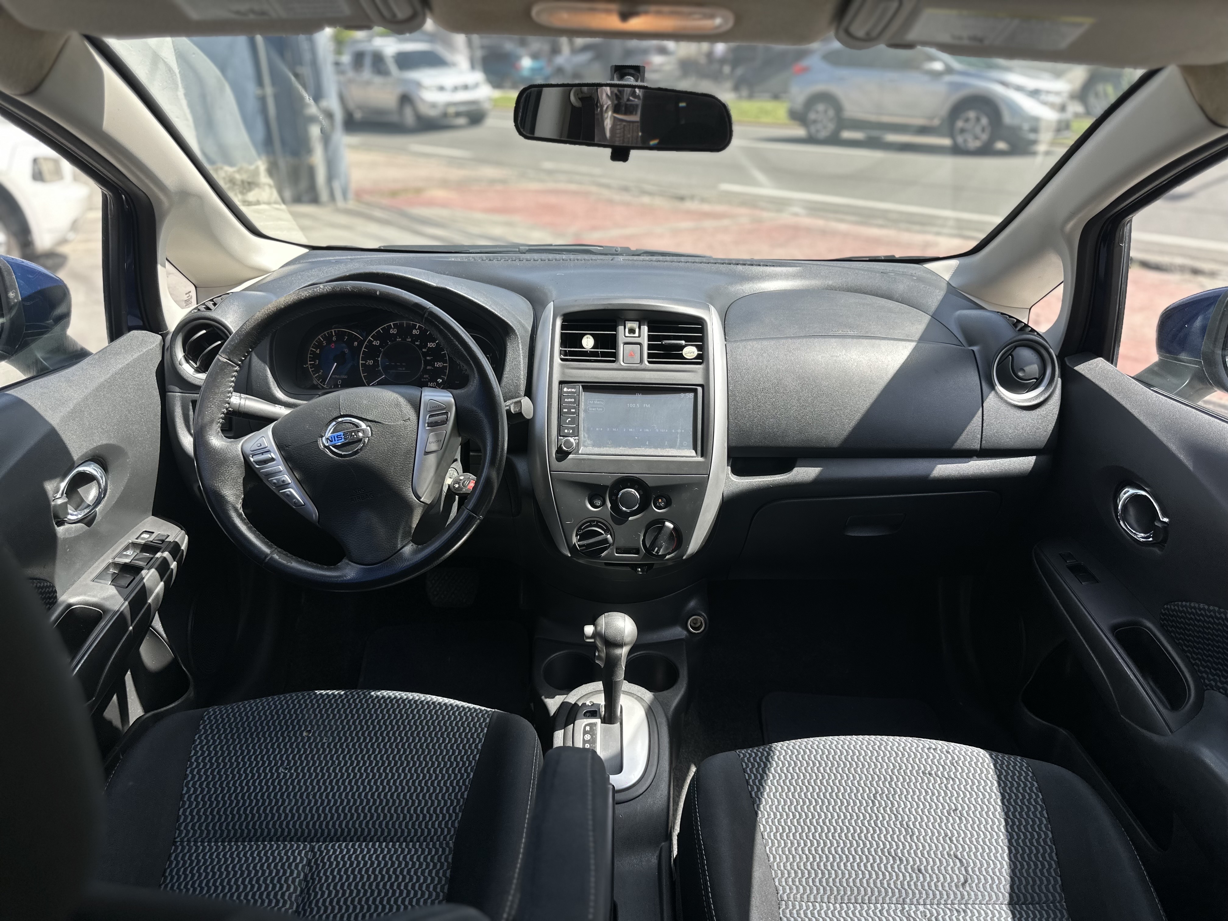 carros - NISSAN VERSA NOTE SV 2019  9