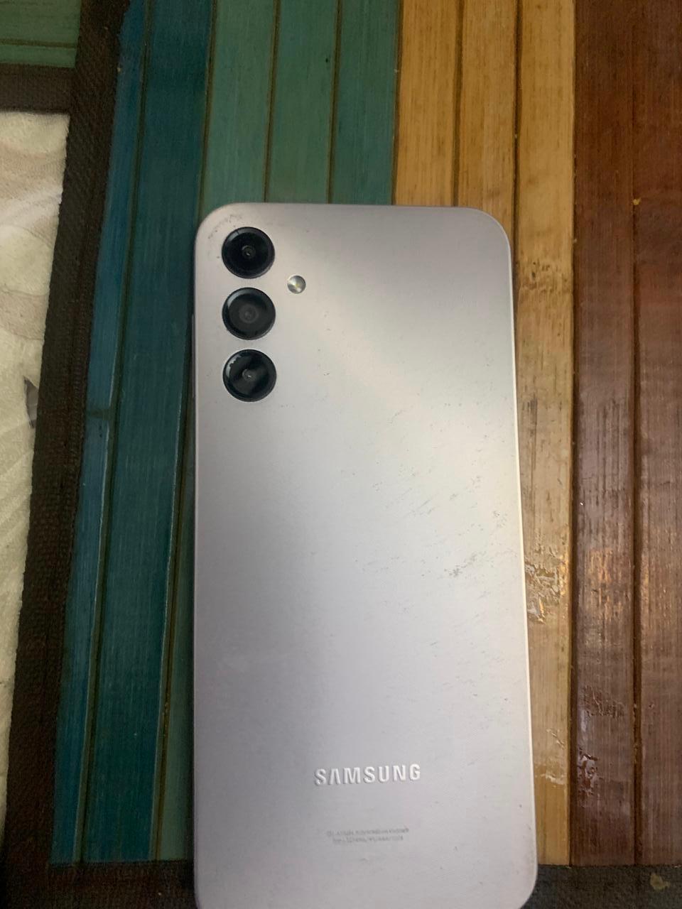 celulares y tabletas - Samsung A 14 g5 de 128 g oportunidad 4