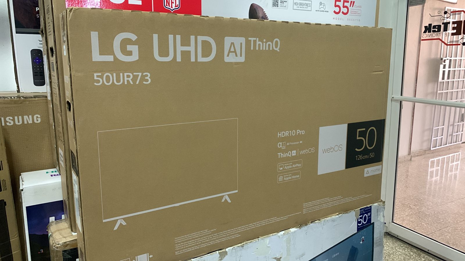 tv - LG 55 pulgadas modelo UR73 nuevo totalmente  0