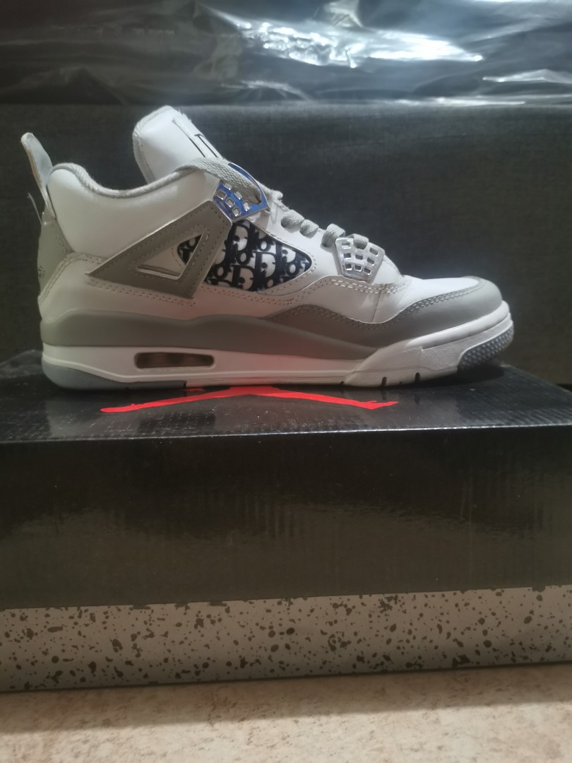 zapatos para mujer - Air Jordan 4 x Dior 
 1