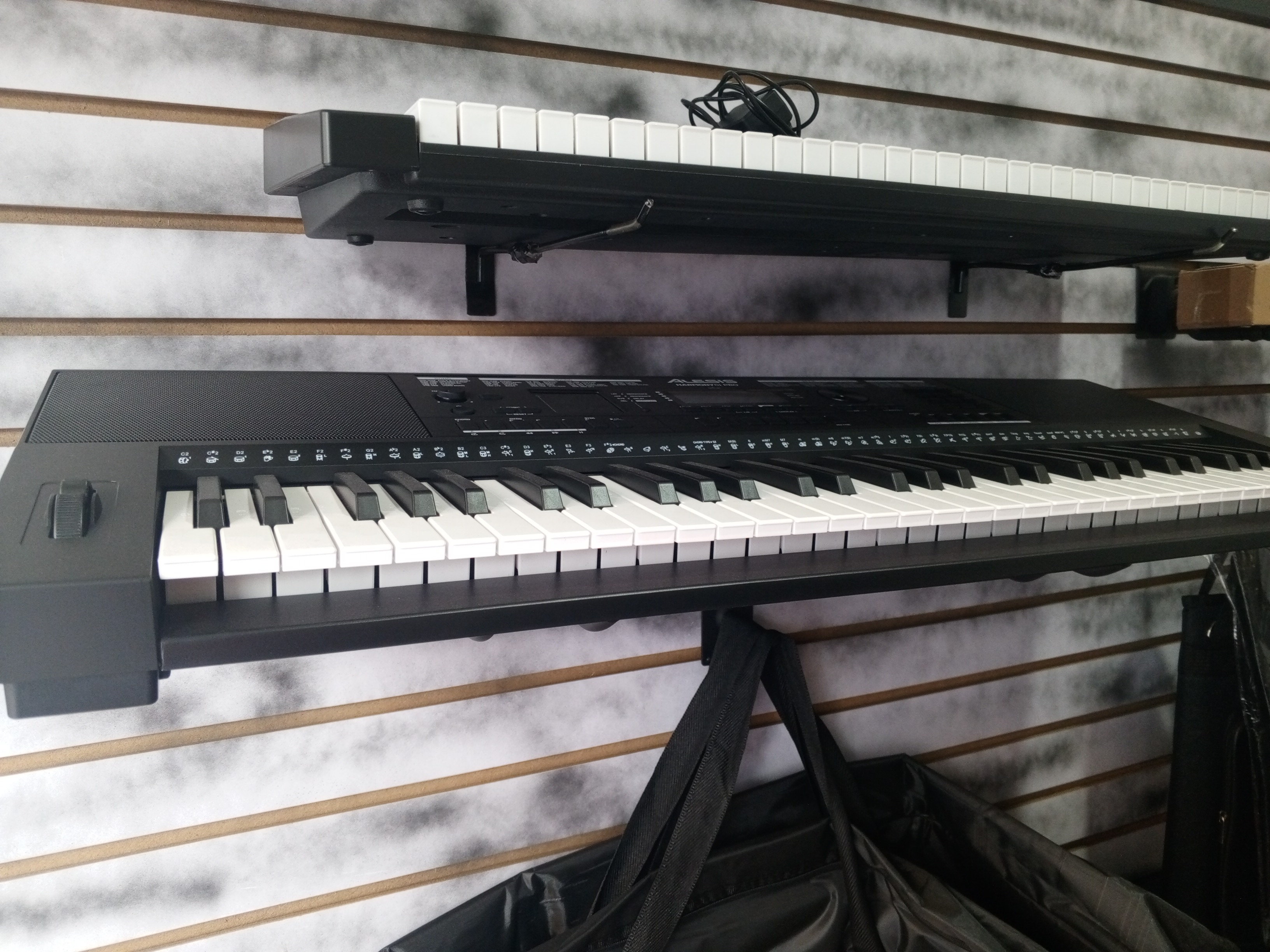 instrumentos musicales - Pianos en venta  1