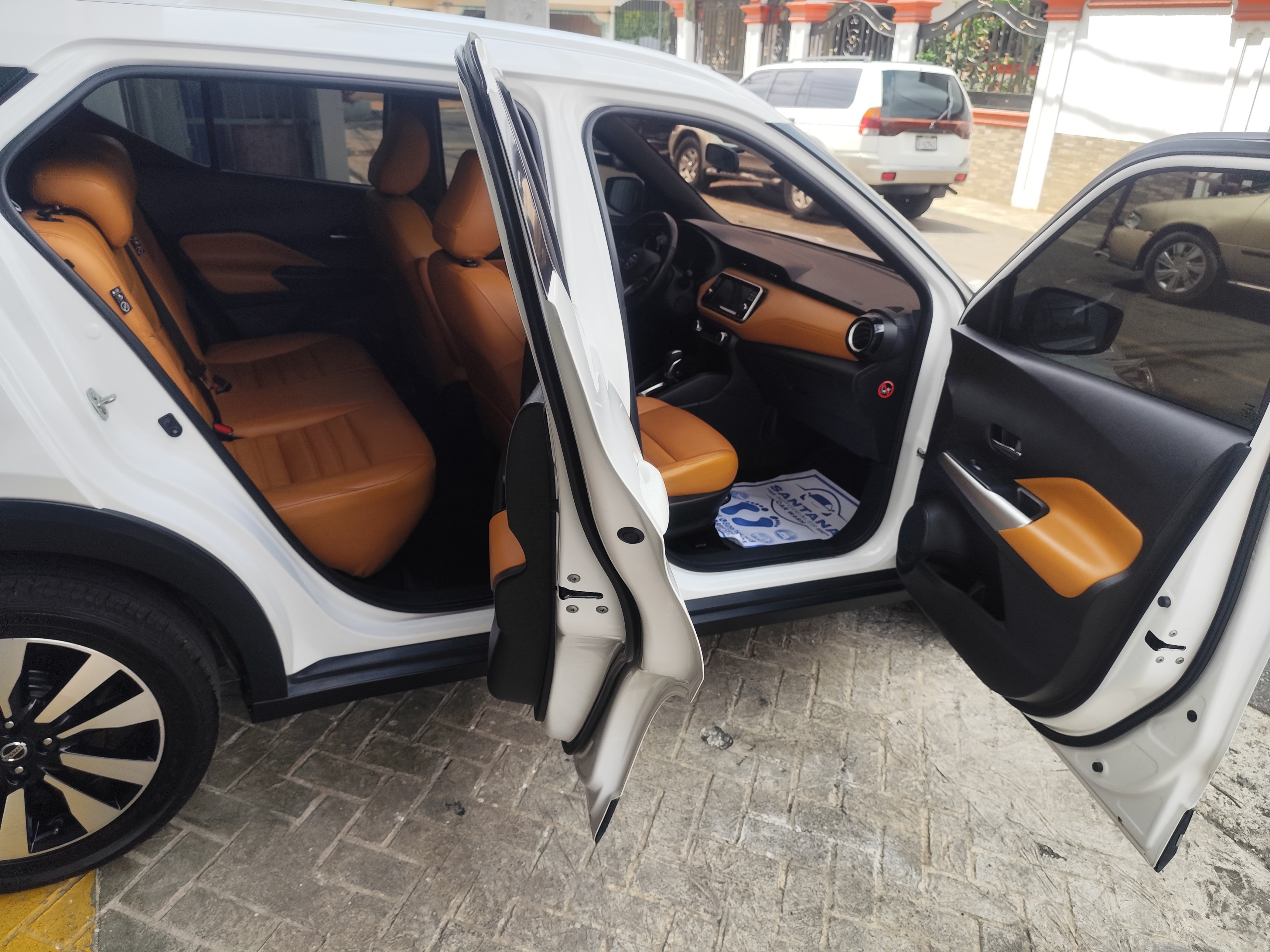 jeepetas y camionetas - Nissan kicks 2021toyota honda Hyundai kia  9