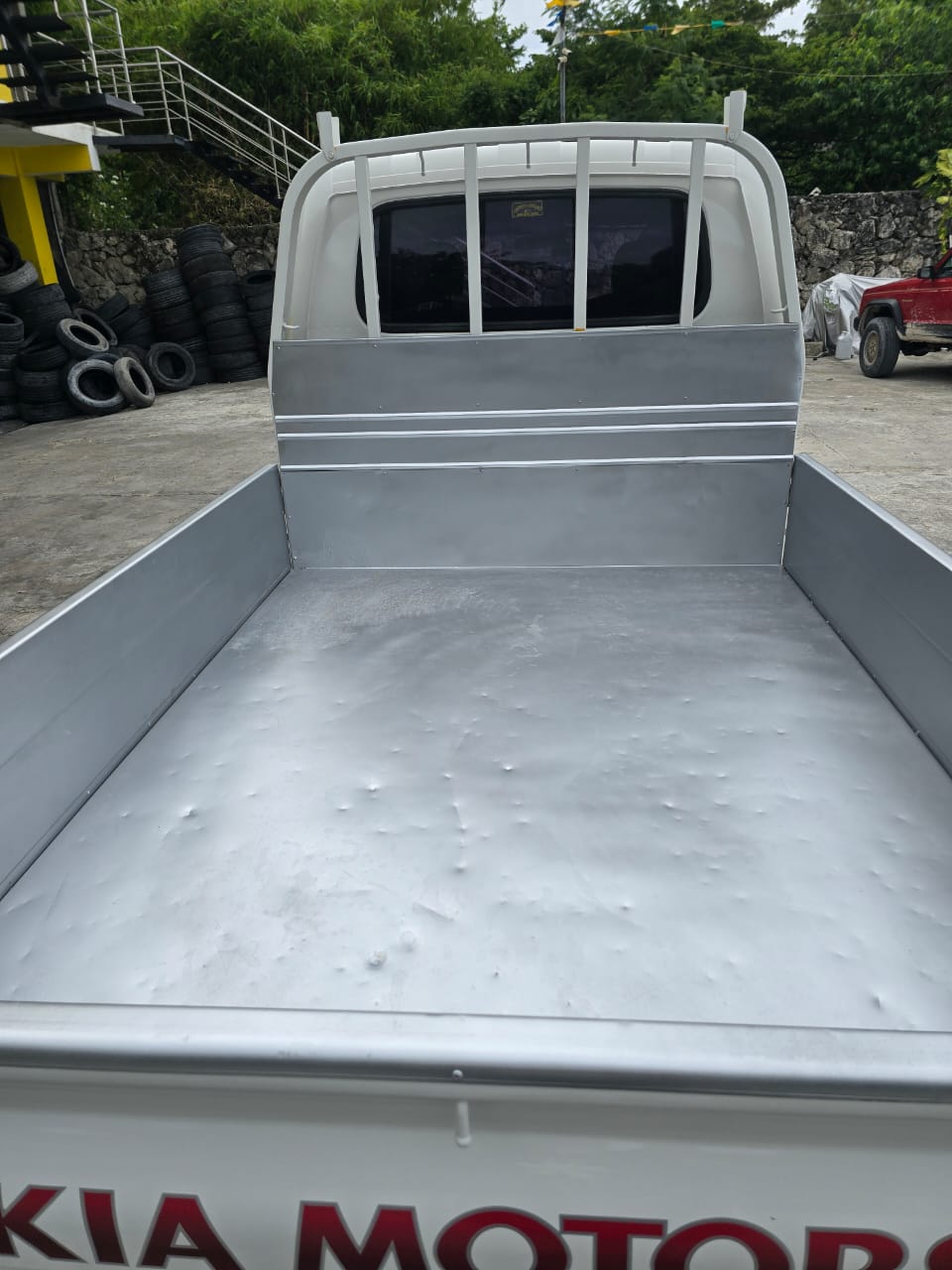 camiones y vehiculos pesados - CAMION DOBLE CABINA KIA BONGO RECIEN IMPORTADO 8