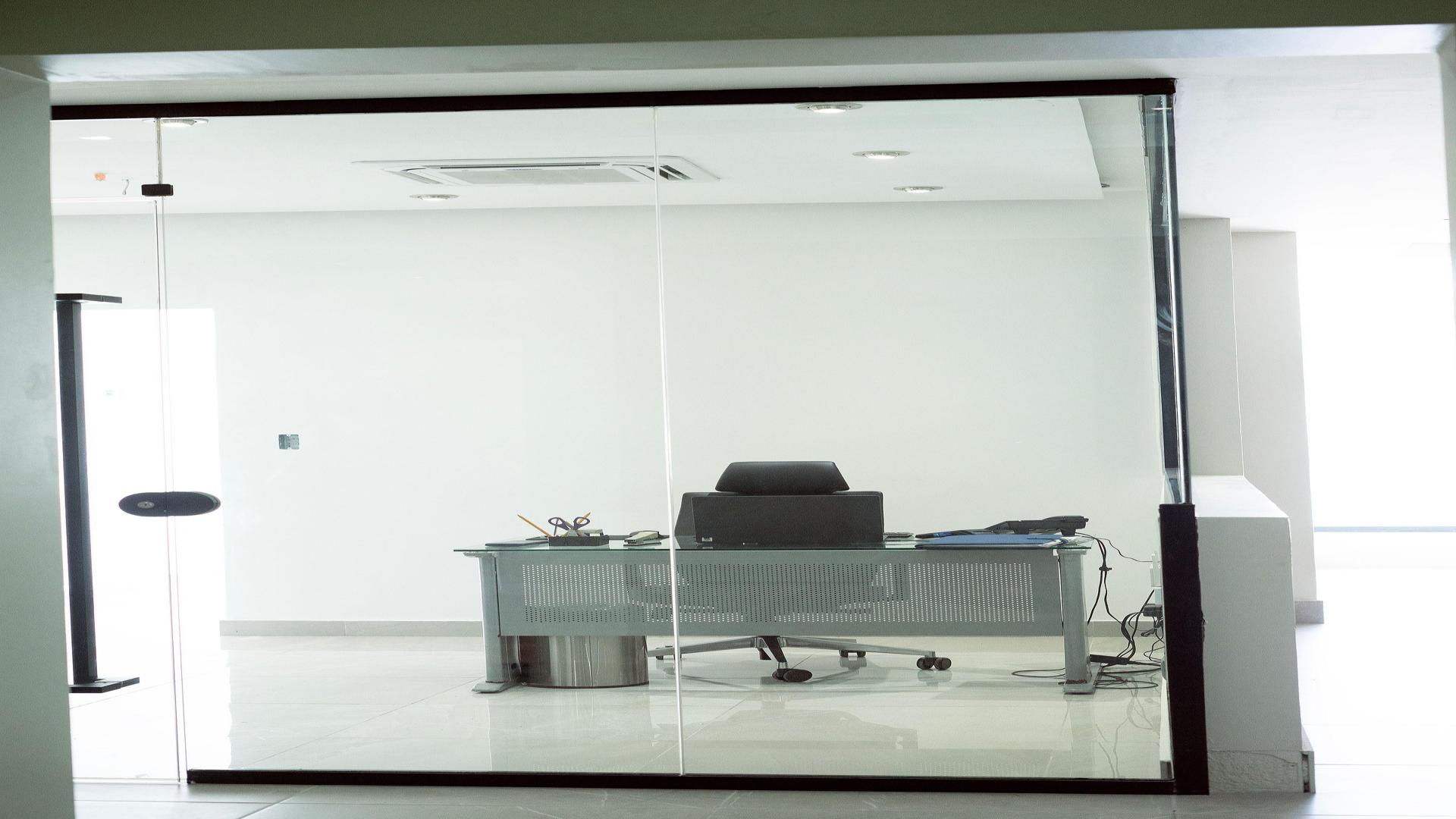 oficinas y locales comerciales - VENTA LOCAL COMERCIAL DE 76.24M2-EVARISTO MORALES. 1