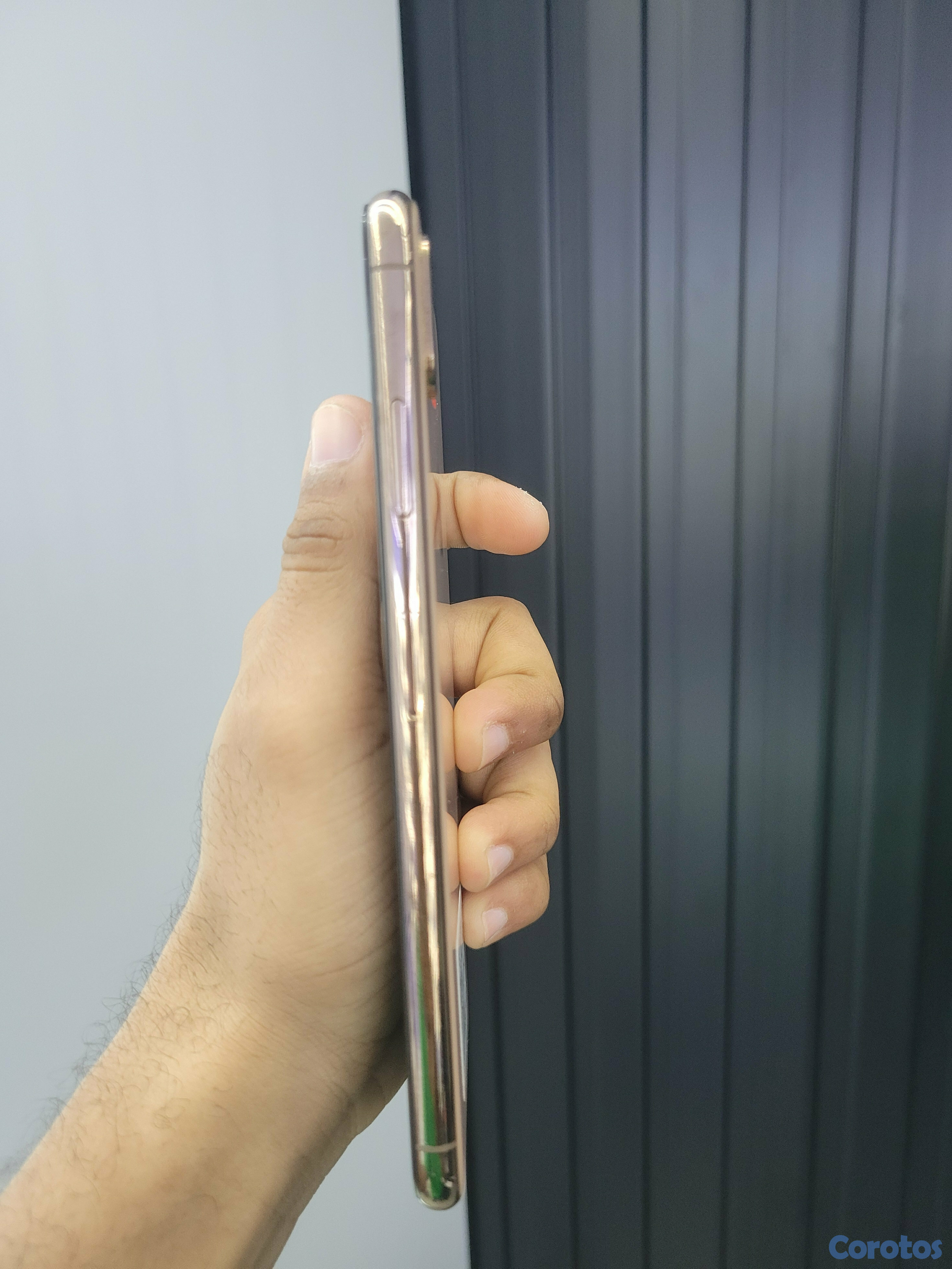 celulares y tabletas - iPhone XS MAS de 64gb  3