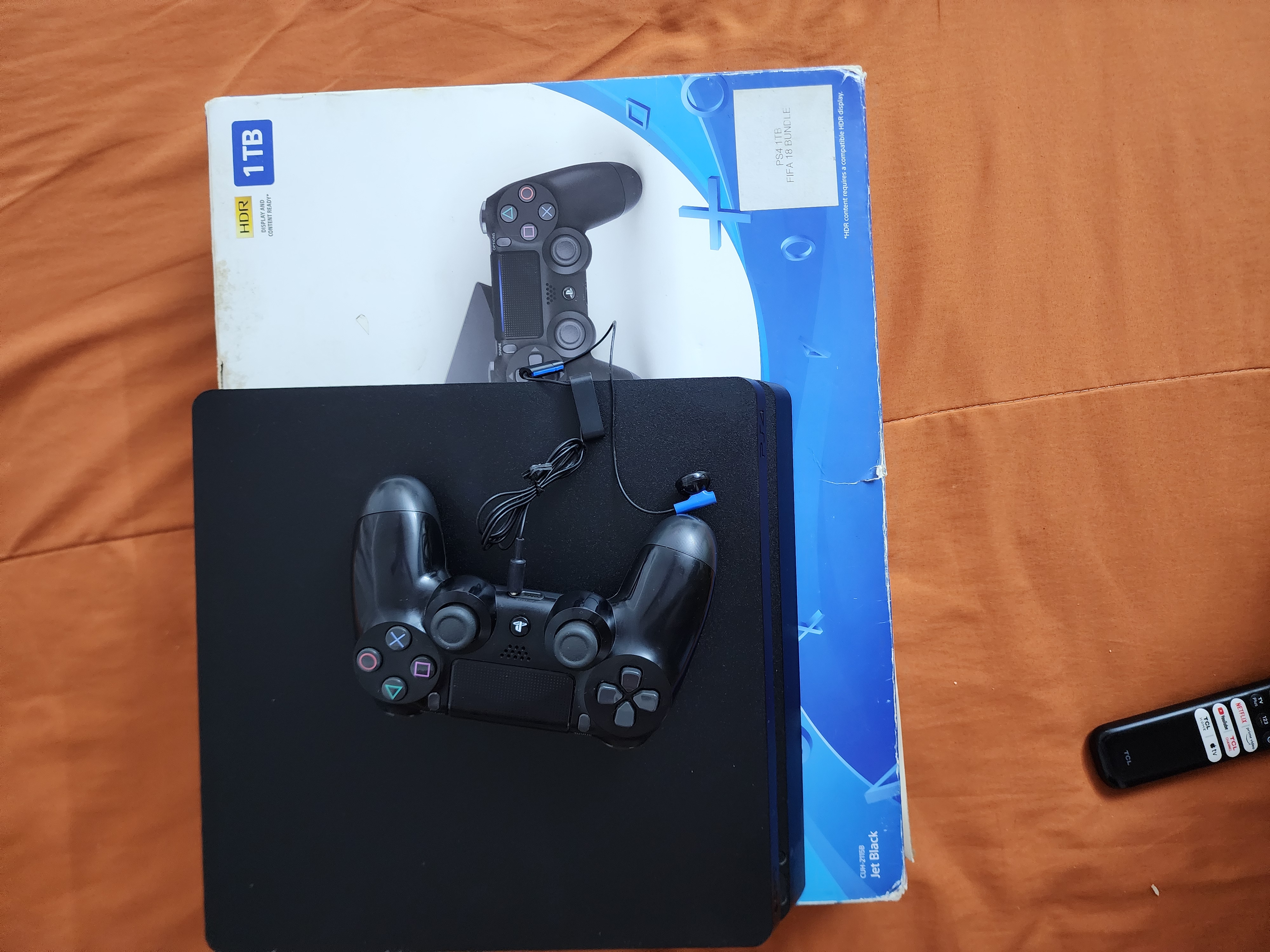 consolas y videojuegos - PS4 1tb 0