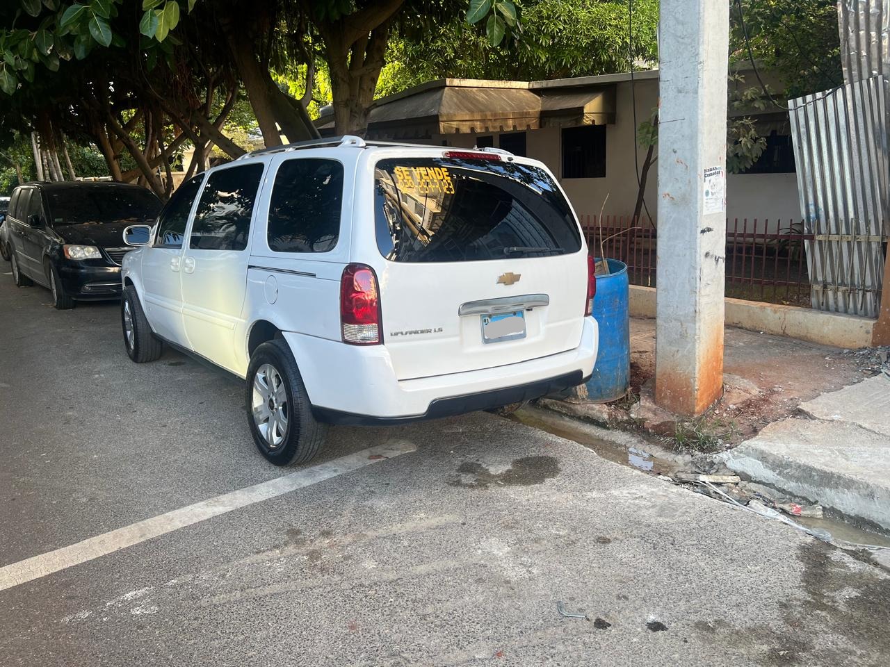 jeepetas y camionetas - Vendo minivan Chevrolet Uplander 2007 /único dueño 4