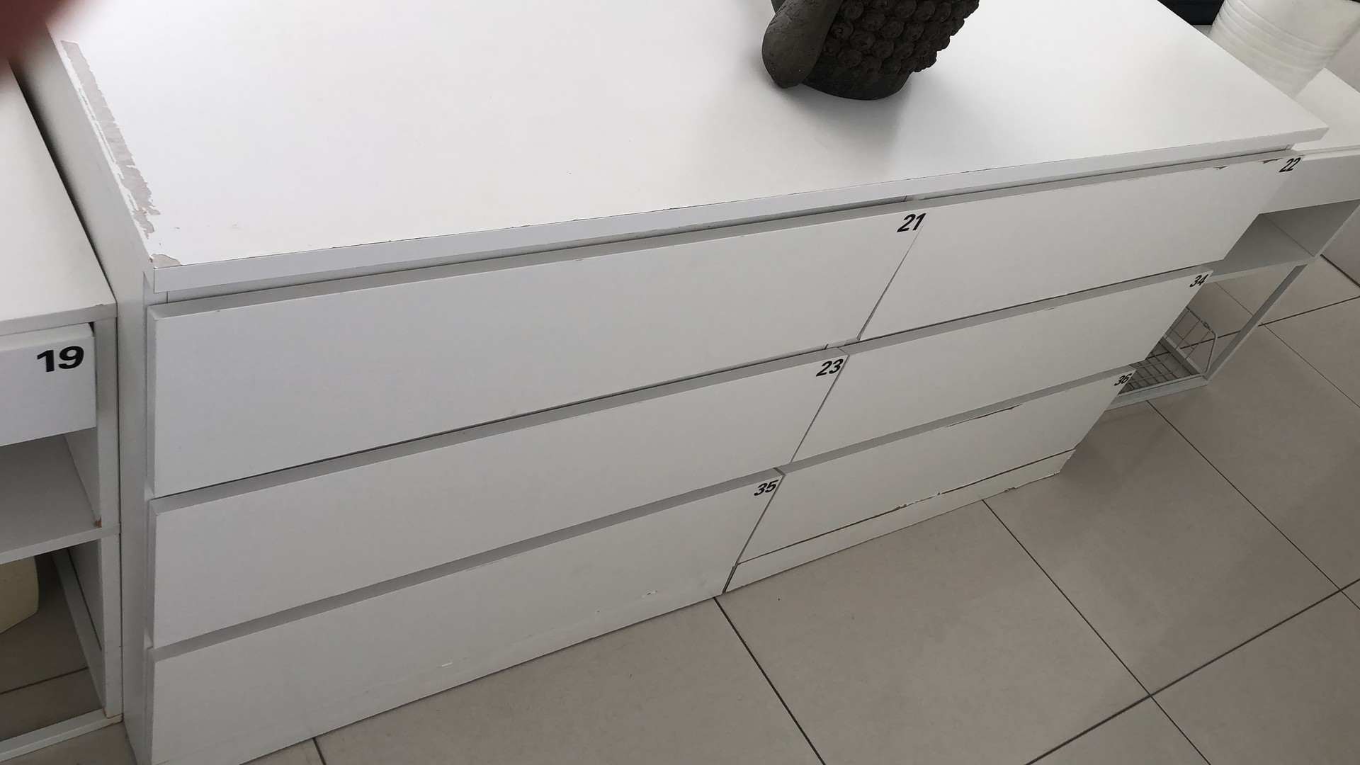 muebles y colchones - Gavetero color blanco comprado en IKEA 2