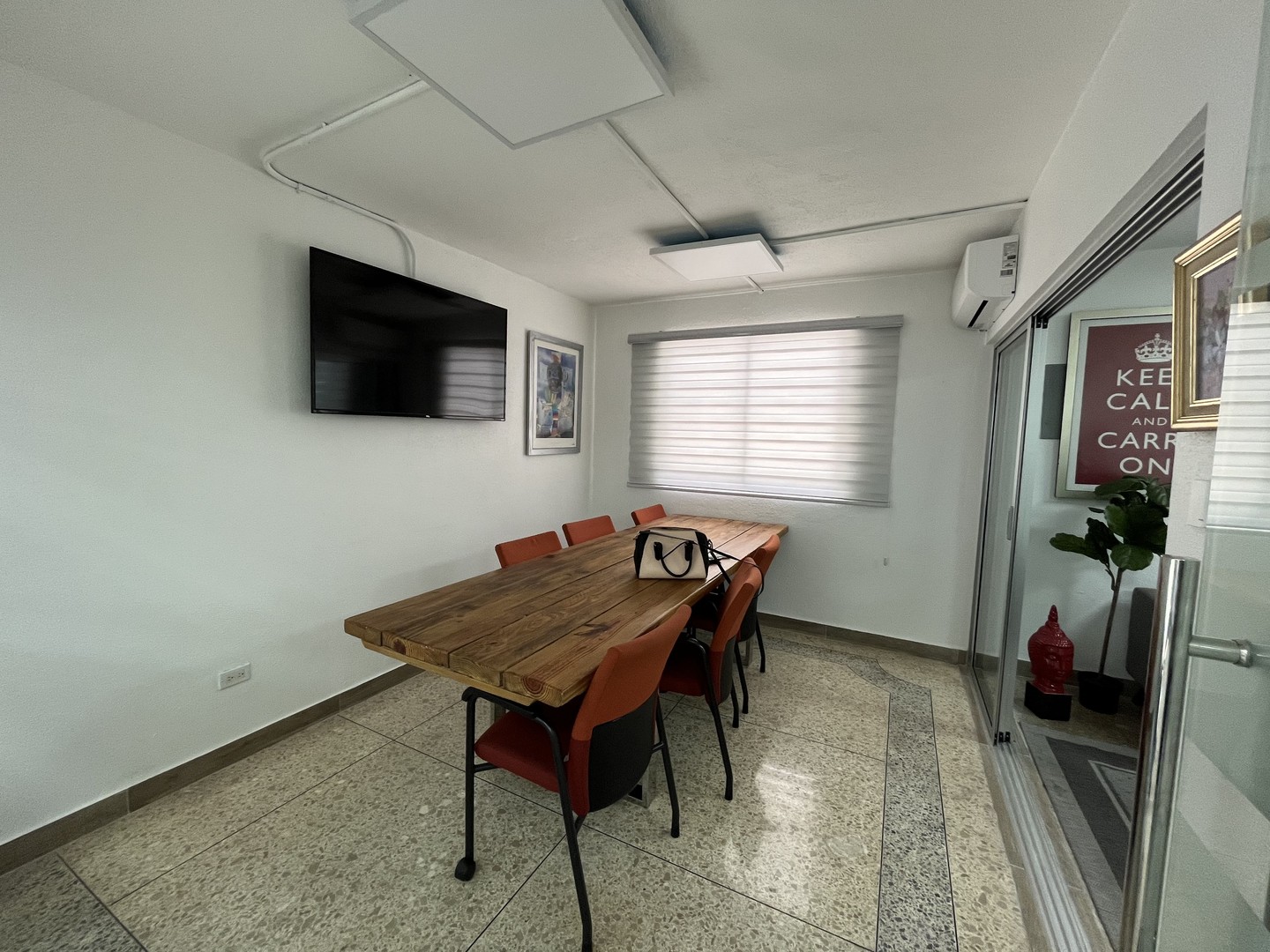 casas - El Millon casa - oficina con 10 parqueos  3