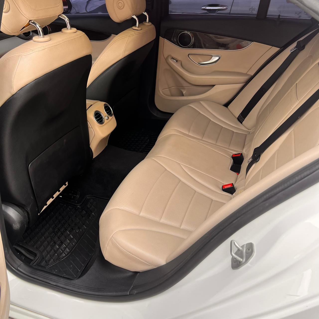 carros - Mercedes Benz C300 9