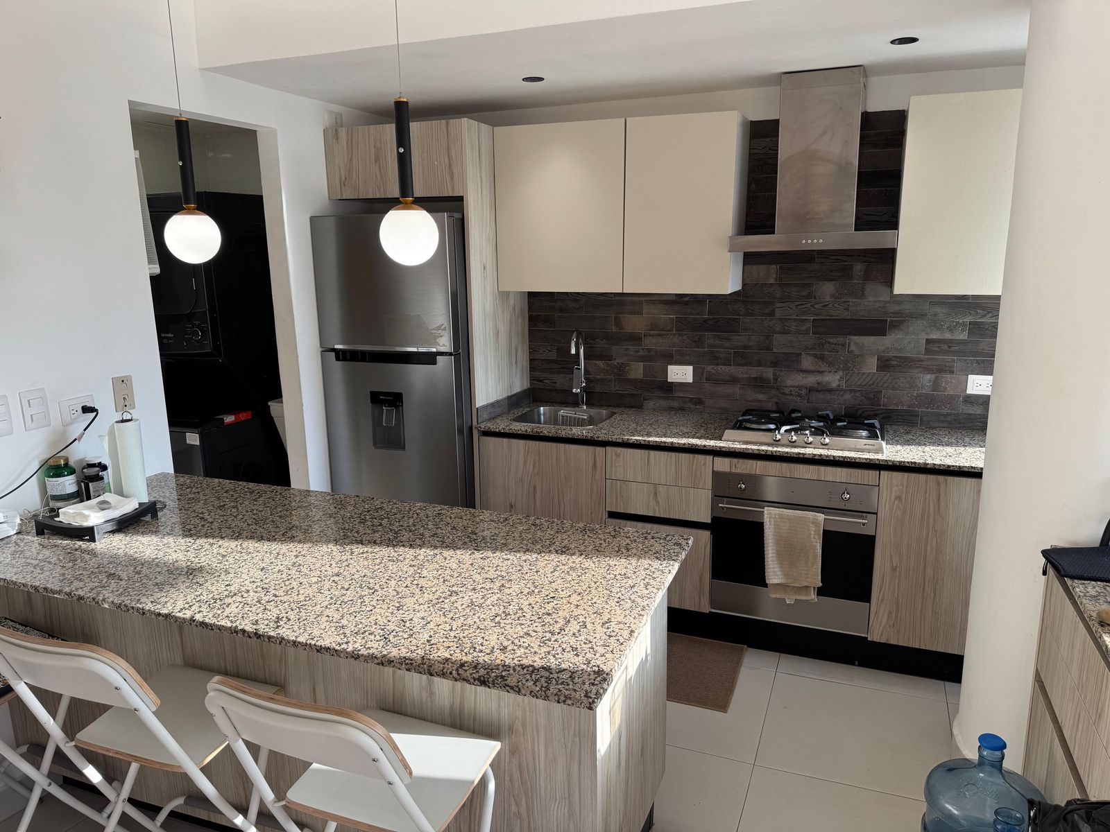 apartamentos - Alquiler en Naco de oportunidad 2 hab. Piscina 3