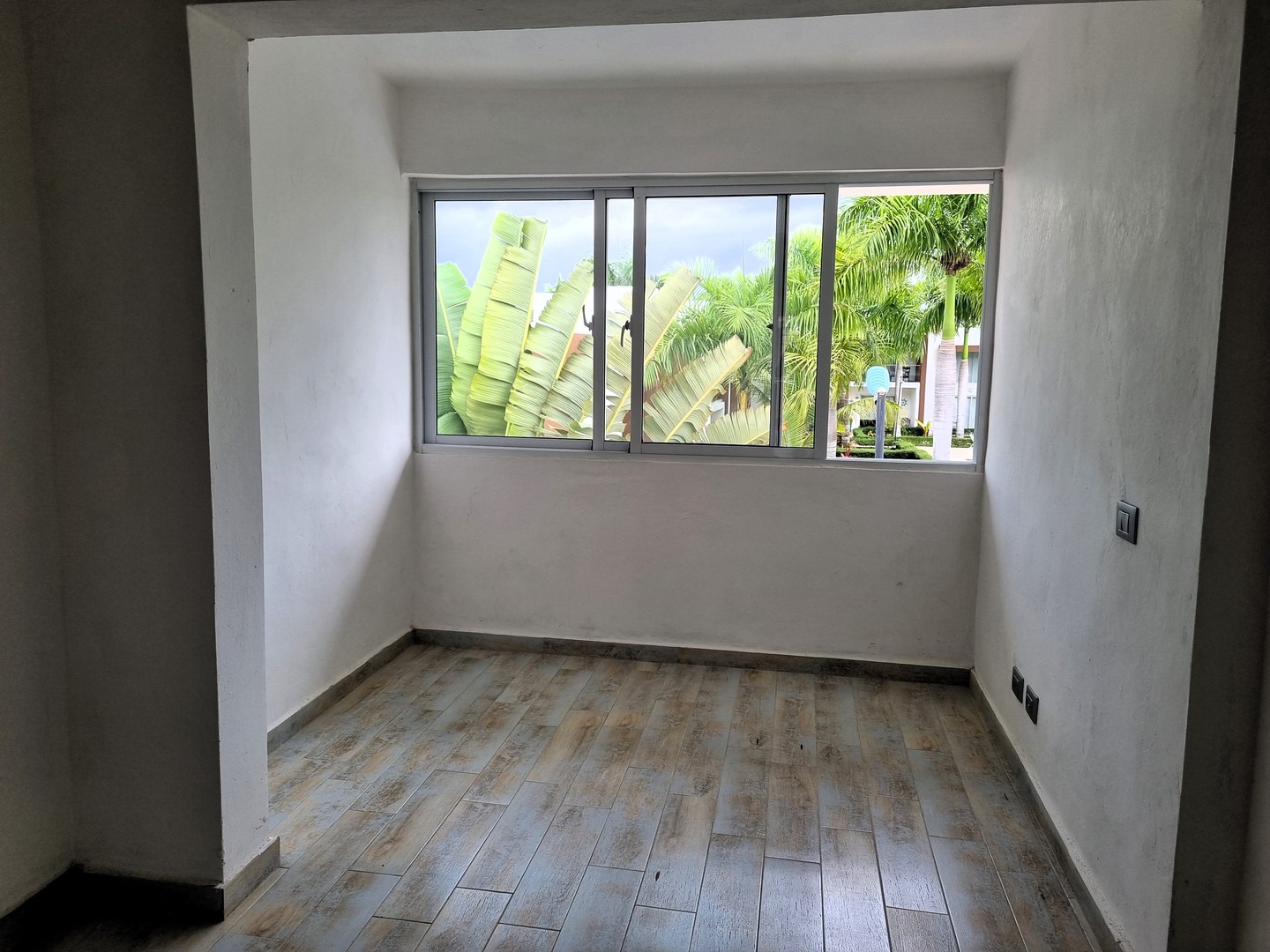 casas vacacionales y villas - Casa en venta tipo townhouse nueva, piscina, playa y restaurantes 5