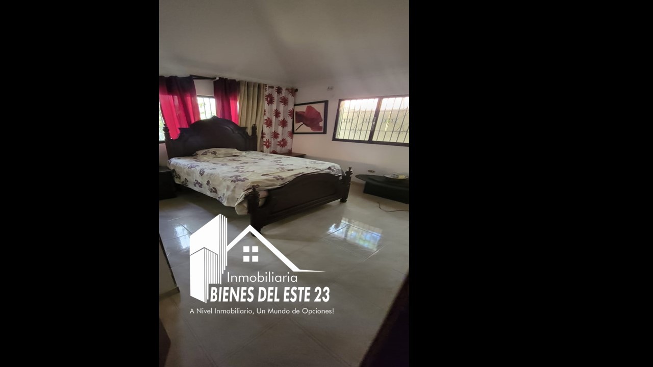 casas - Casa Amplia y Cómoda por Los (4) 0