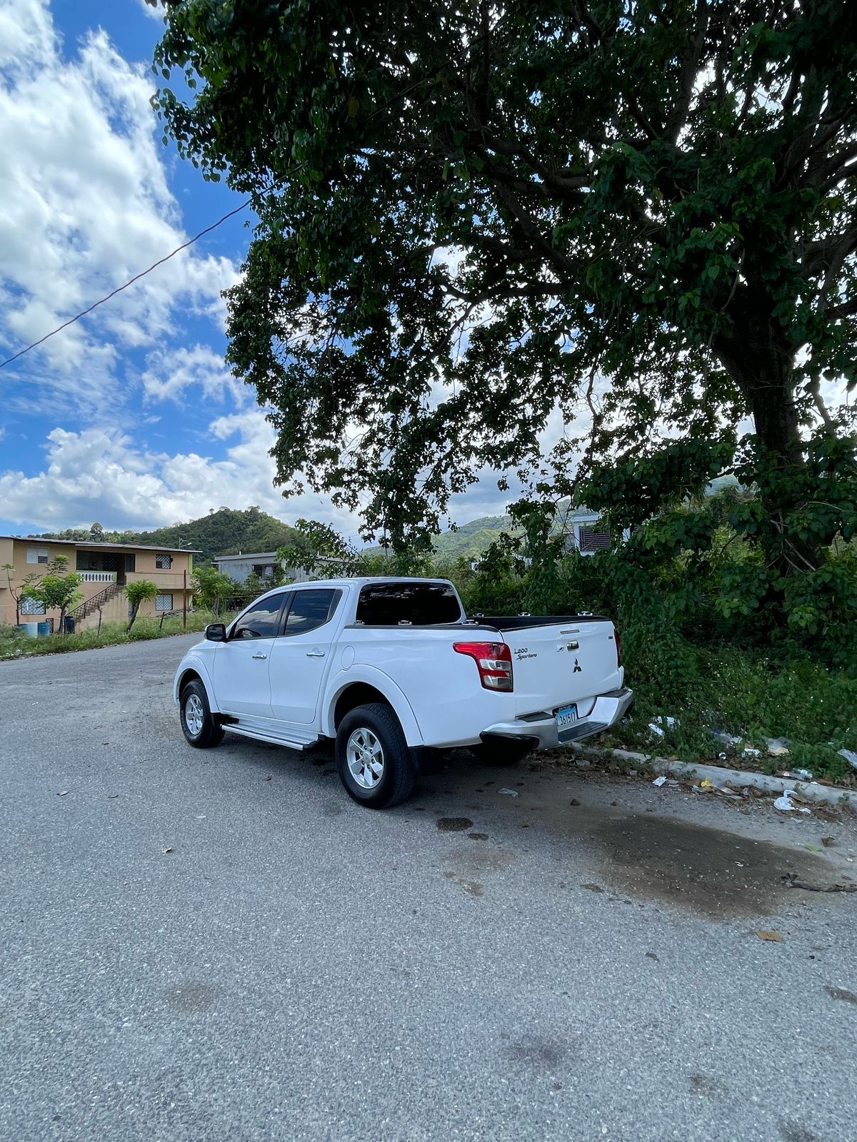 jeepetas y camionetas - En buenas condiciones llevatela 6