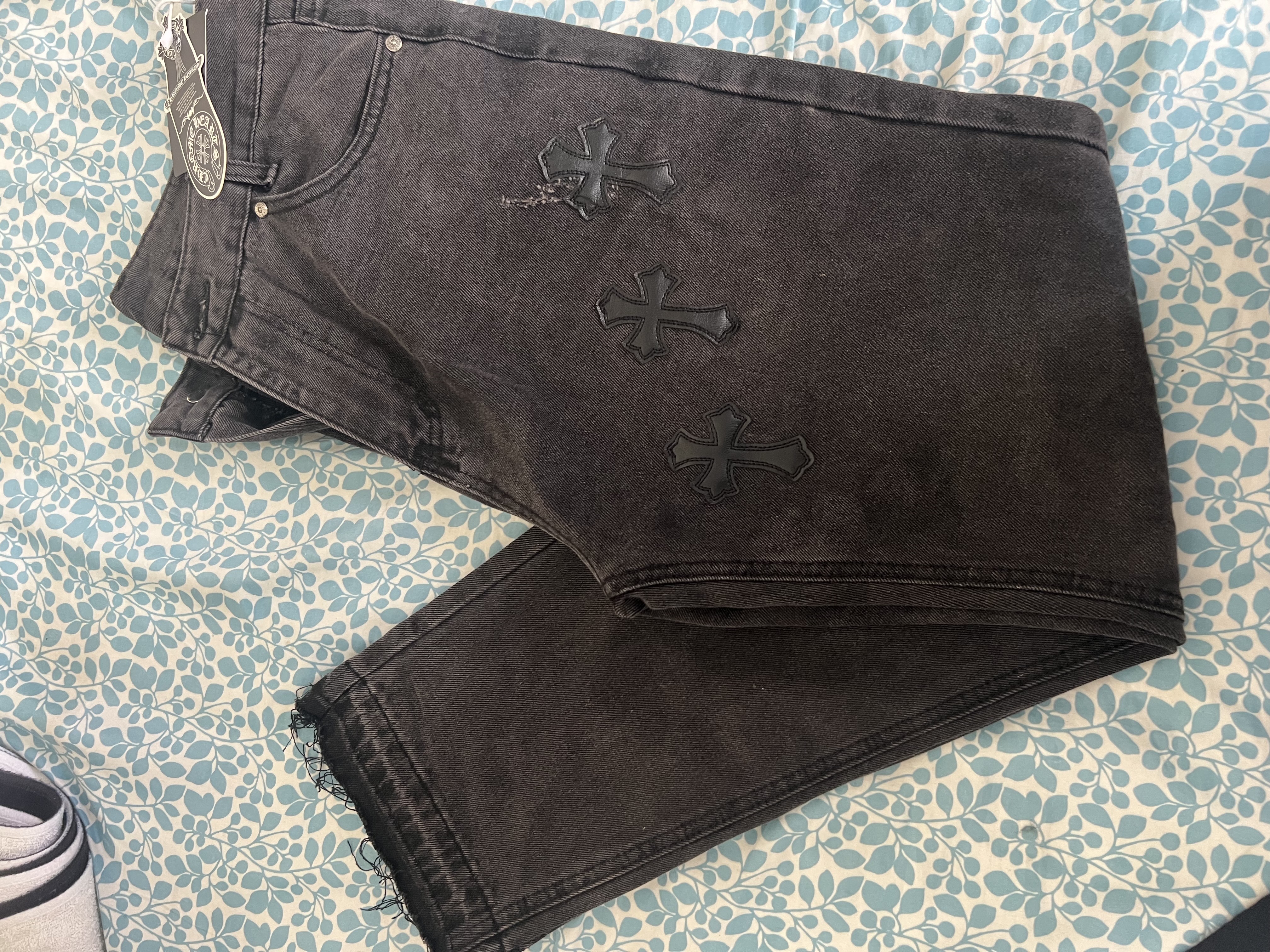 ropa para hombre - CHROME HEART JEANS 1