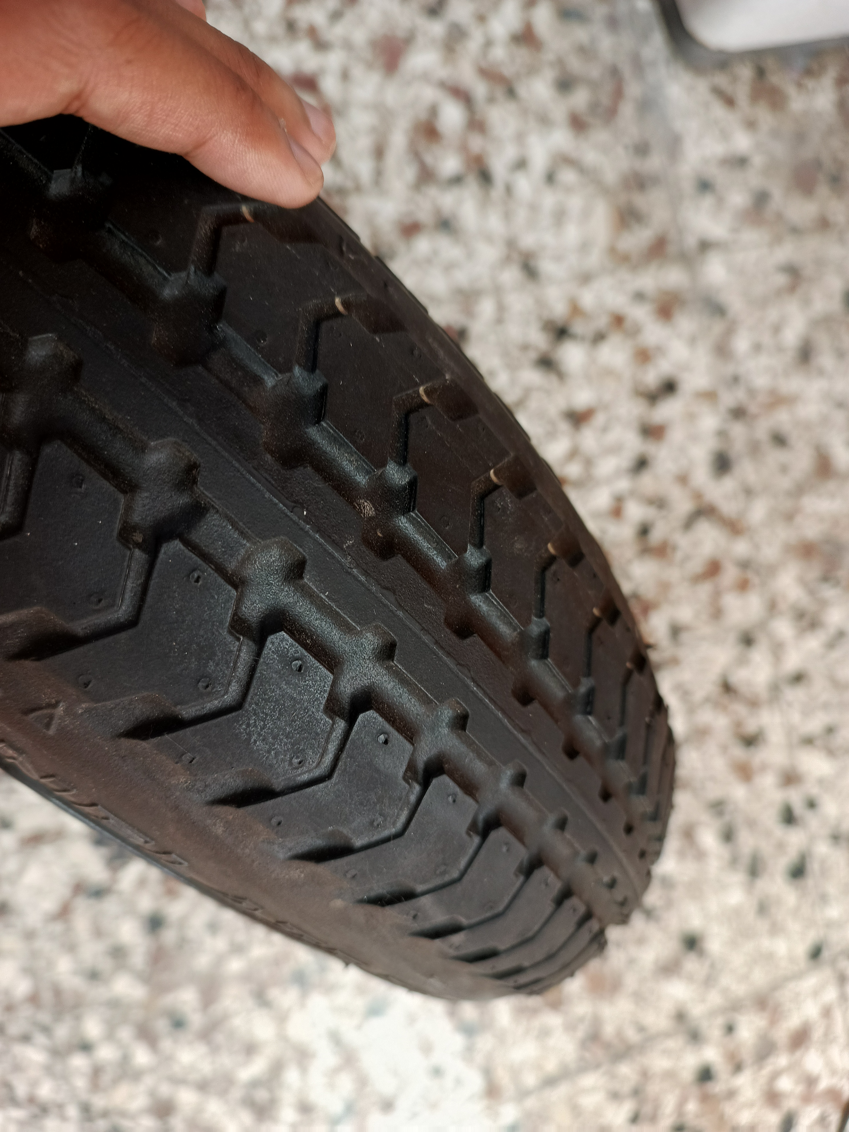 repuestos - Goma de repuesto Bridgestone 