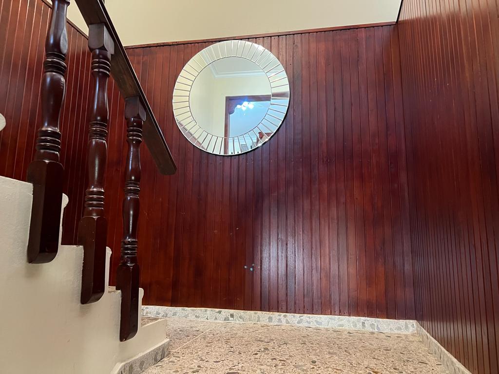 casas - Casa de Venta Cerro Alto 4