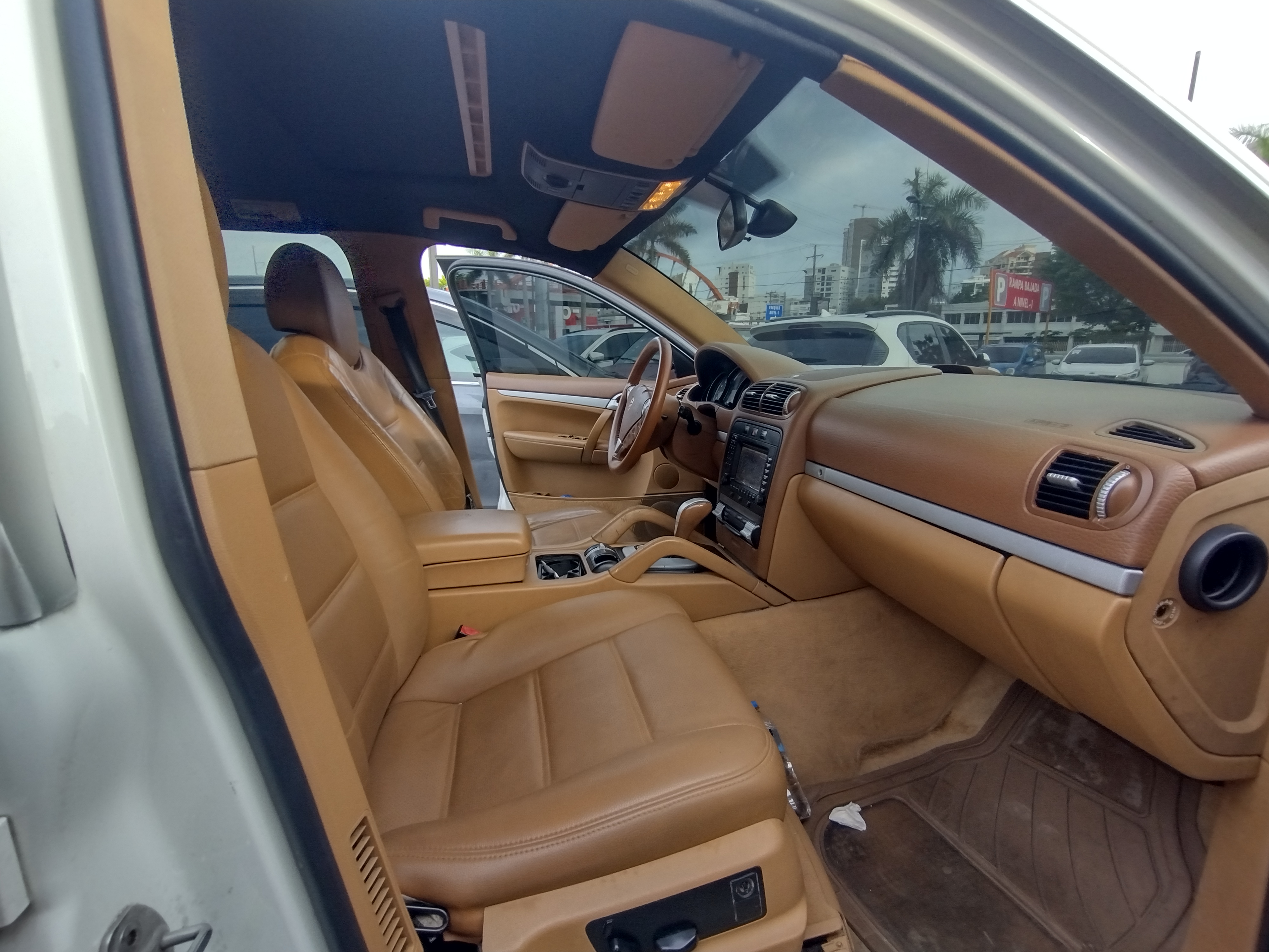 jeepetas y camionetas - Porsche Cayenne V6 en muy Buenas Condiciones  6