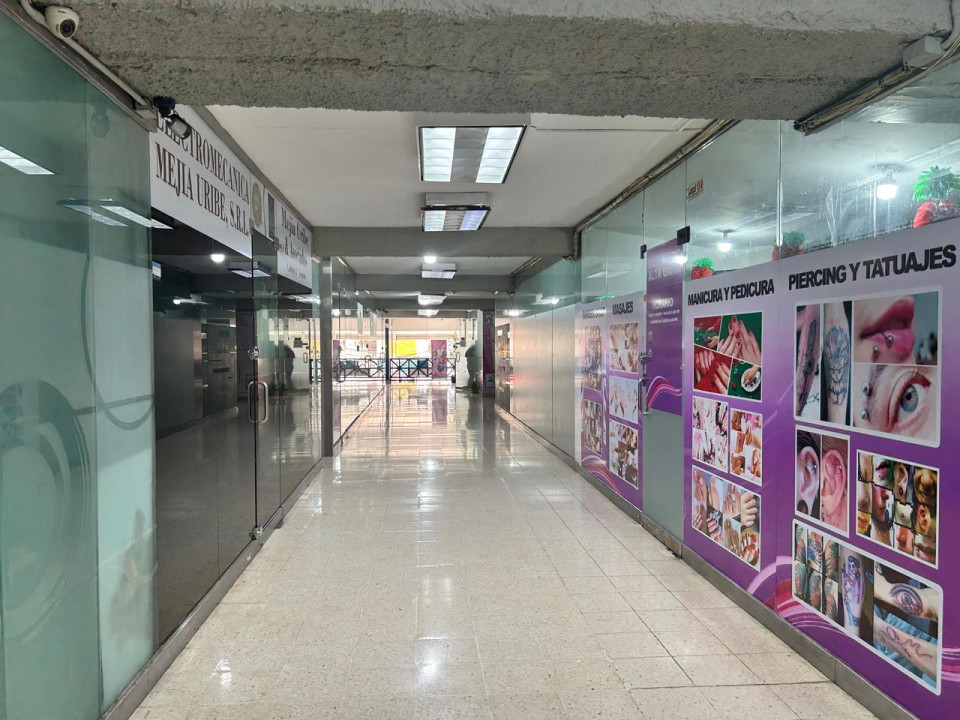 otros inmuebles - Plaza Comercial Zona Colonial Retorno 1.3m mensual 1