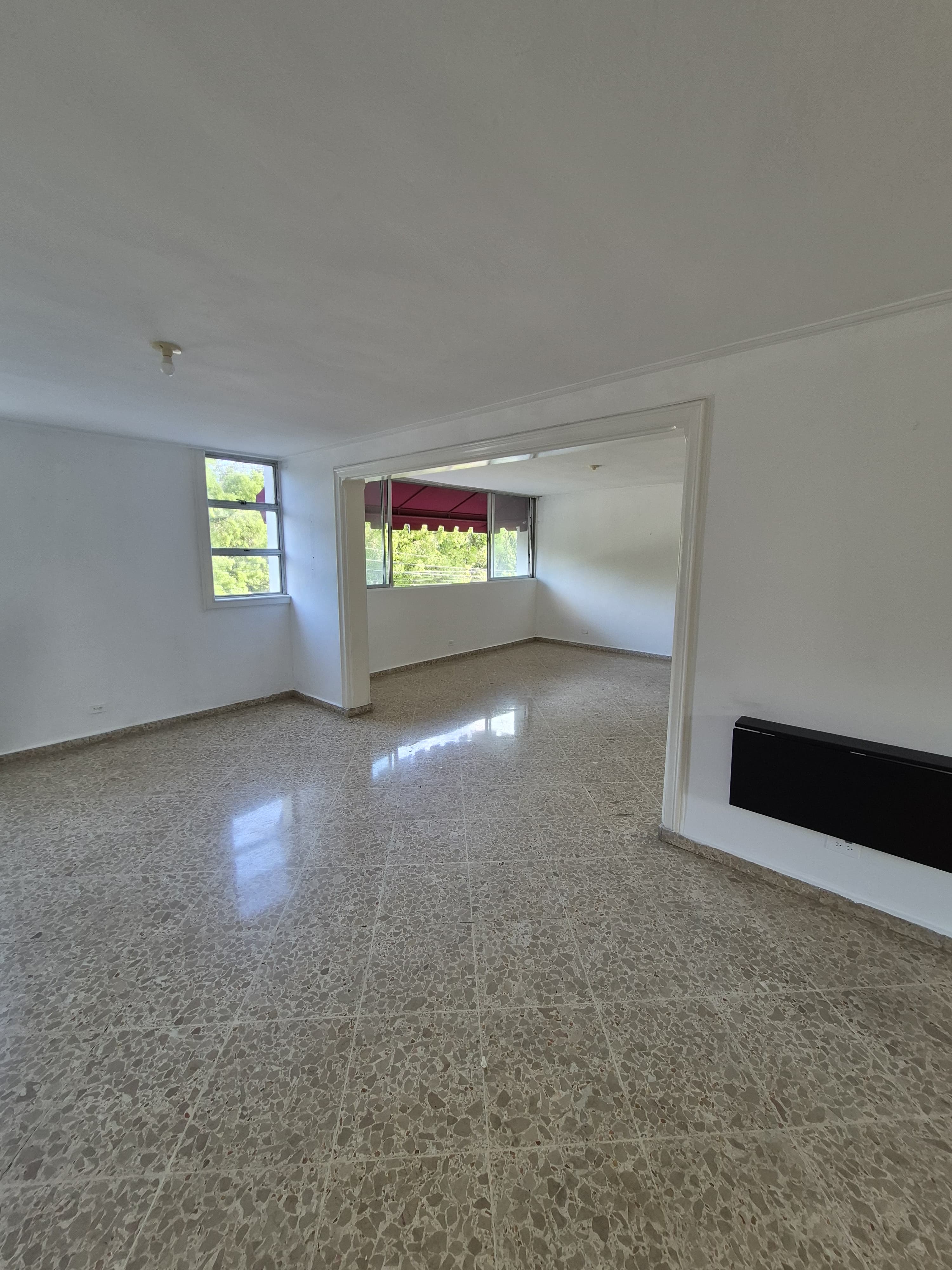 apartamentos - *OFERTA* Av. Anacaona  Apartamento Clasico 3 Hab,2 0