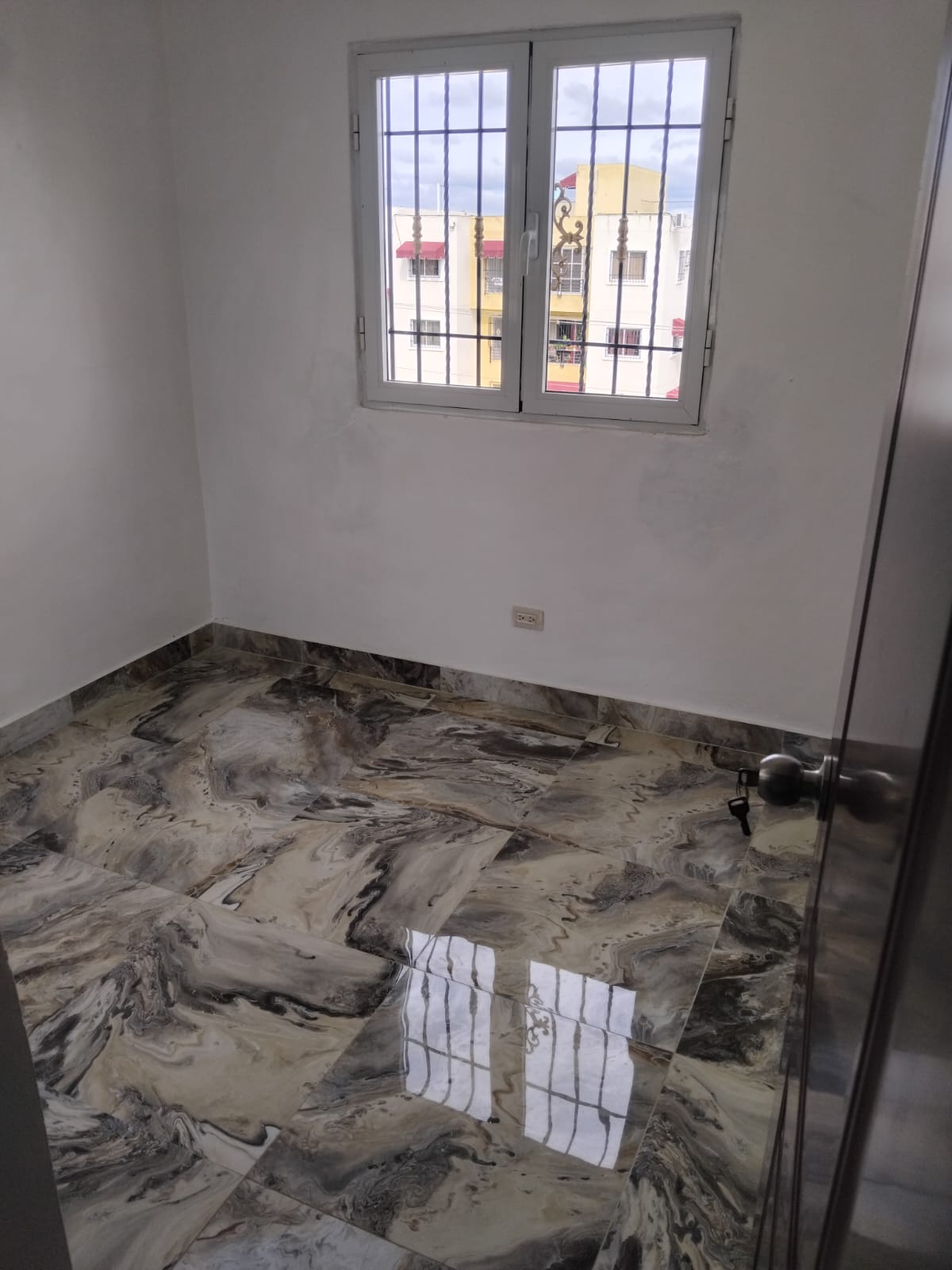 apartamentos - Vendo Apartamento en 4to piso con paneles solares  7