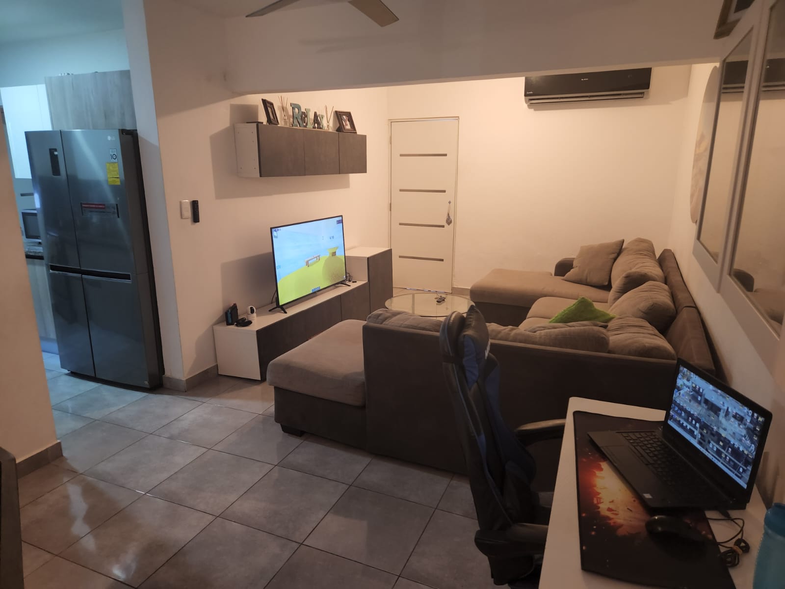 casas - Casa en Venta en la Av independencia 8