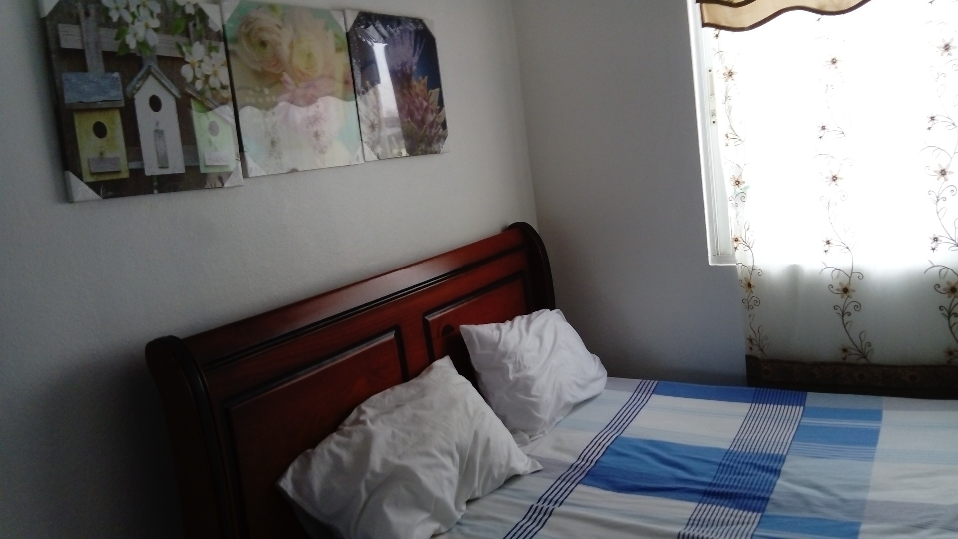 muebles y colchones - Juego de habitation en CAOBA ORIGINAL 
solo Rd 60.000 5