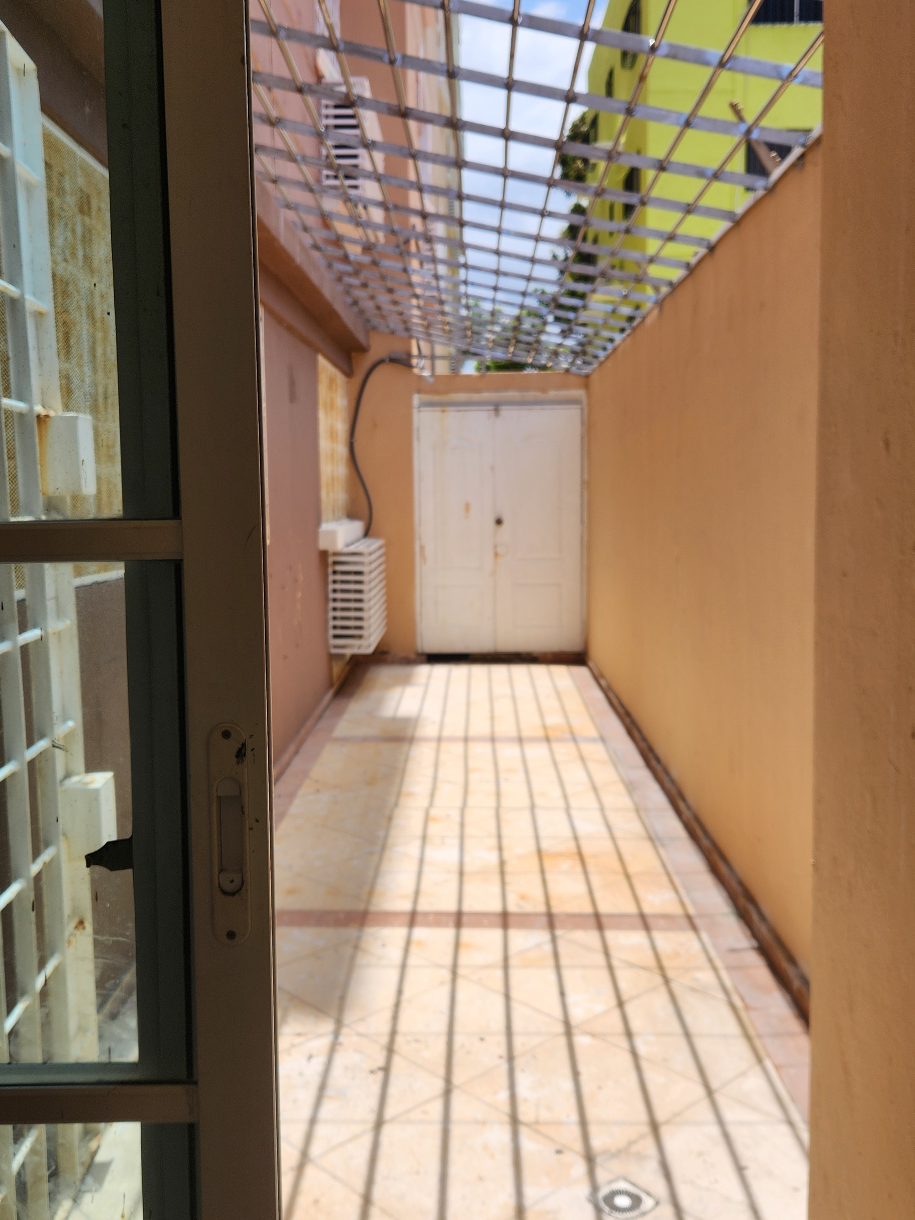 apartamentos - ALQUILO APTO. AMUEBLADO 2 HABS. CON PATIO INTERIOR 9