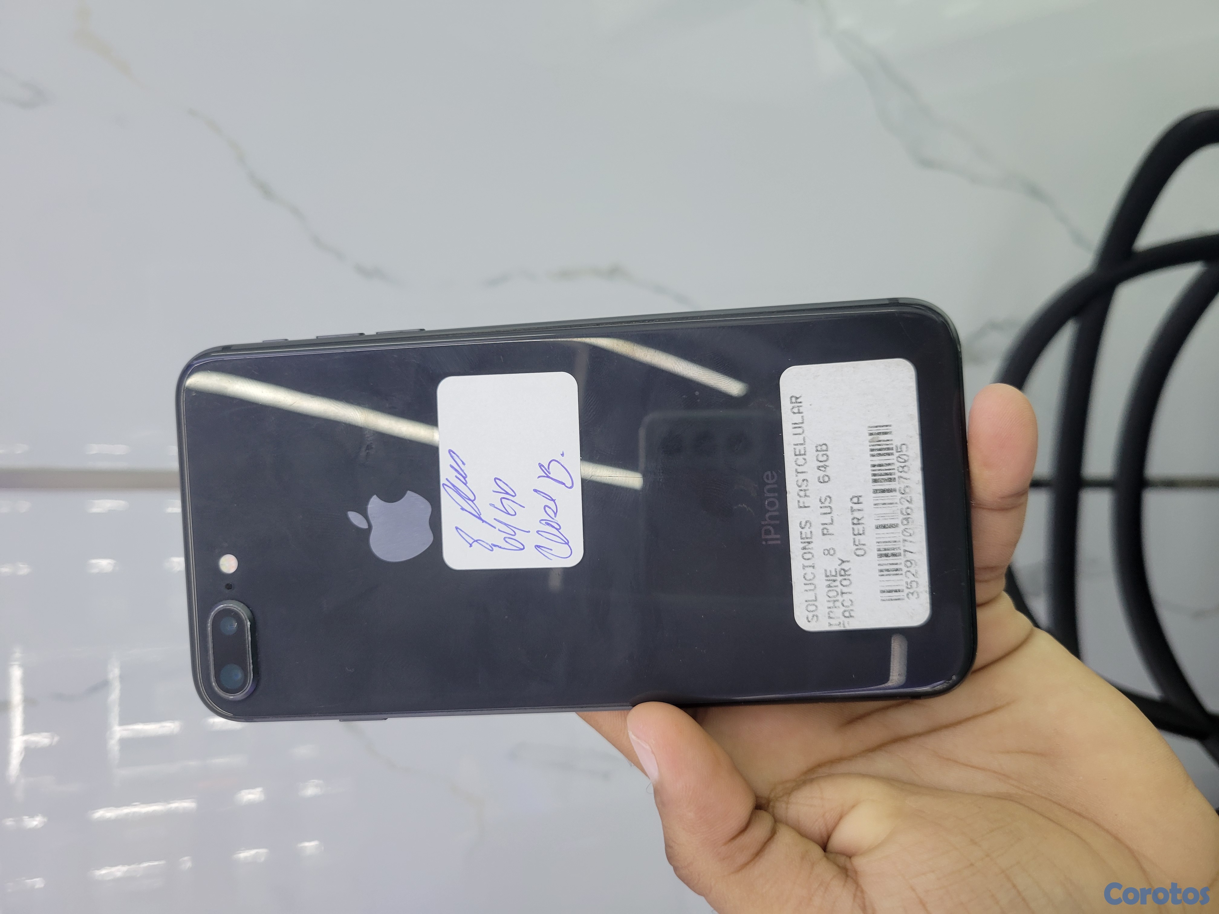 celulares y tabletas - iPhone 8 plus de 64gb  1