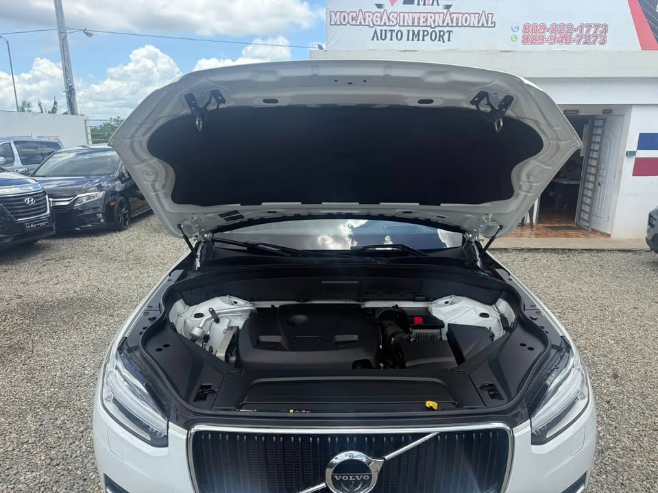 jeepetas y camionetas - VOLVO XC90 T6 MOMENTUN AWD 2019 NUEVA 7