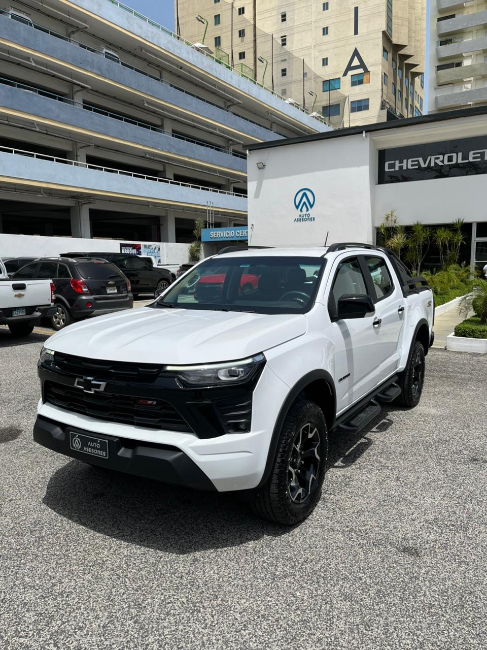 jeepetas y camionetas - Nueva Chevrolet Colorado Z71 DIESEL 2025 0