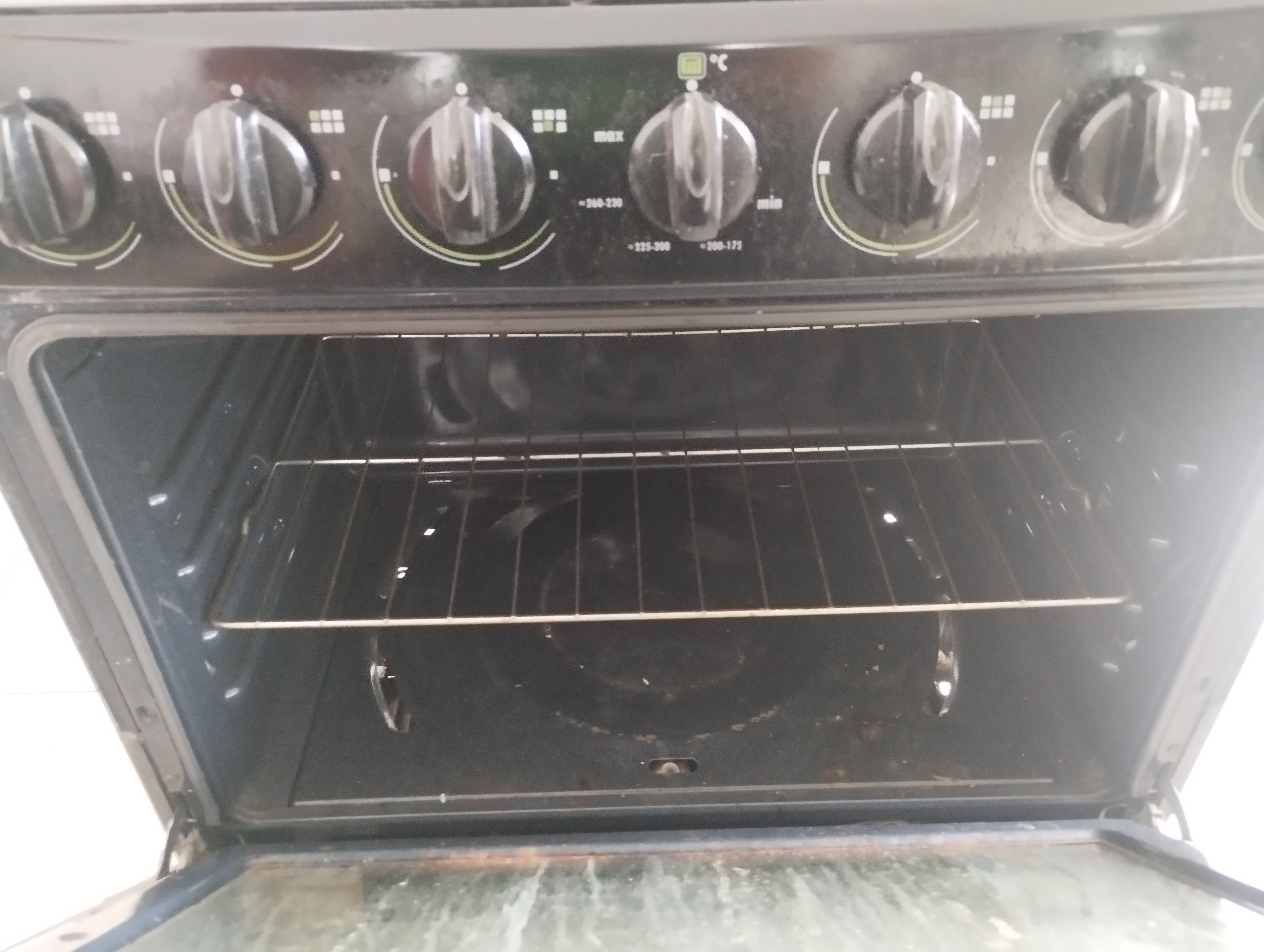 cocina - Estufa Cetron de 6 hornillas 2