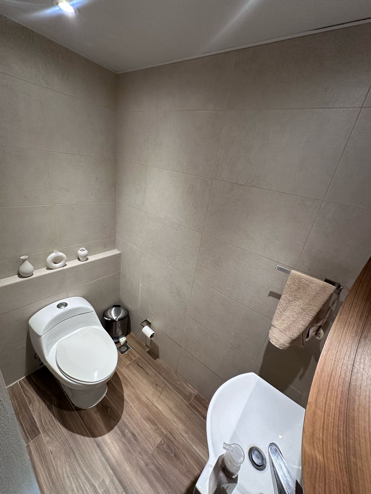 apartamentos - Alquiler de Apartamento Amueblado en Piantini 8