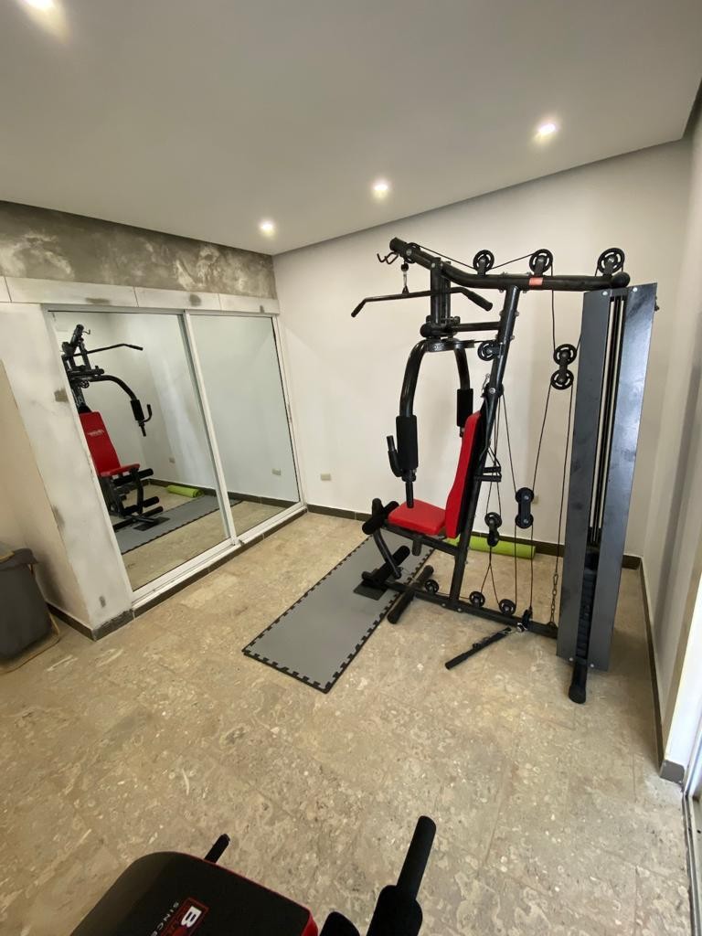 casas vacacionales y villas - villa super moderna en línea de playa en Juan Dolio de 450 mt2  7