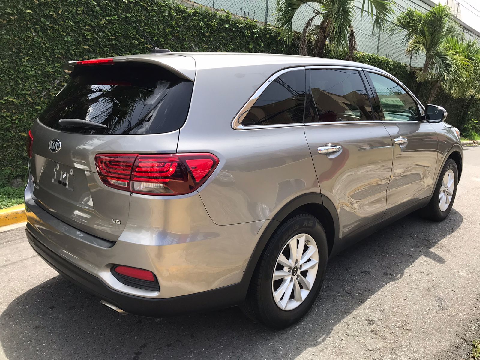 jeepetas y camionetas - KIA SORENTO LX 2019 3