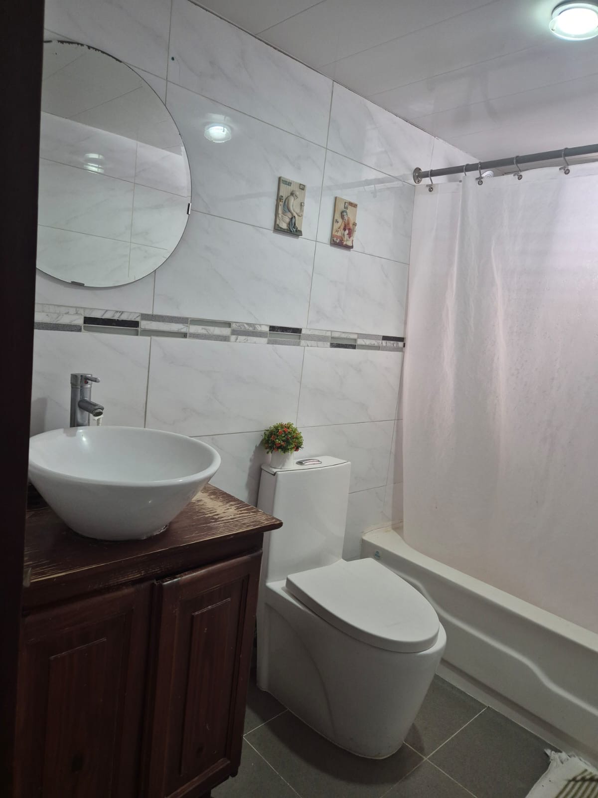 apartamentos - Se Vende Apto en Cacicazgo Avenida  Enrriquillo  4