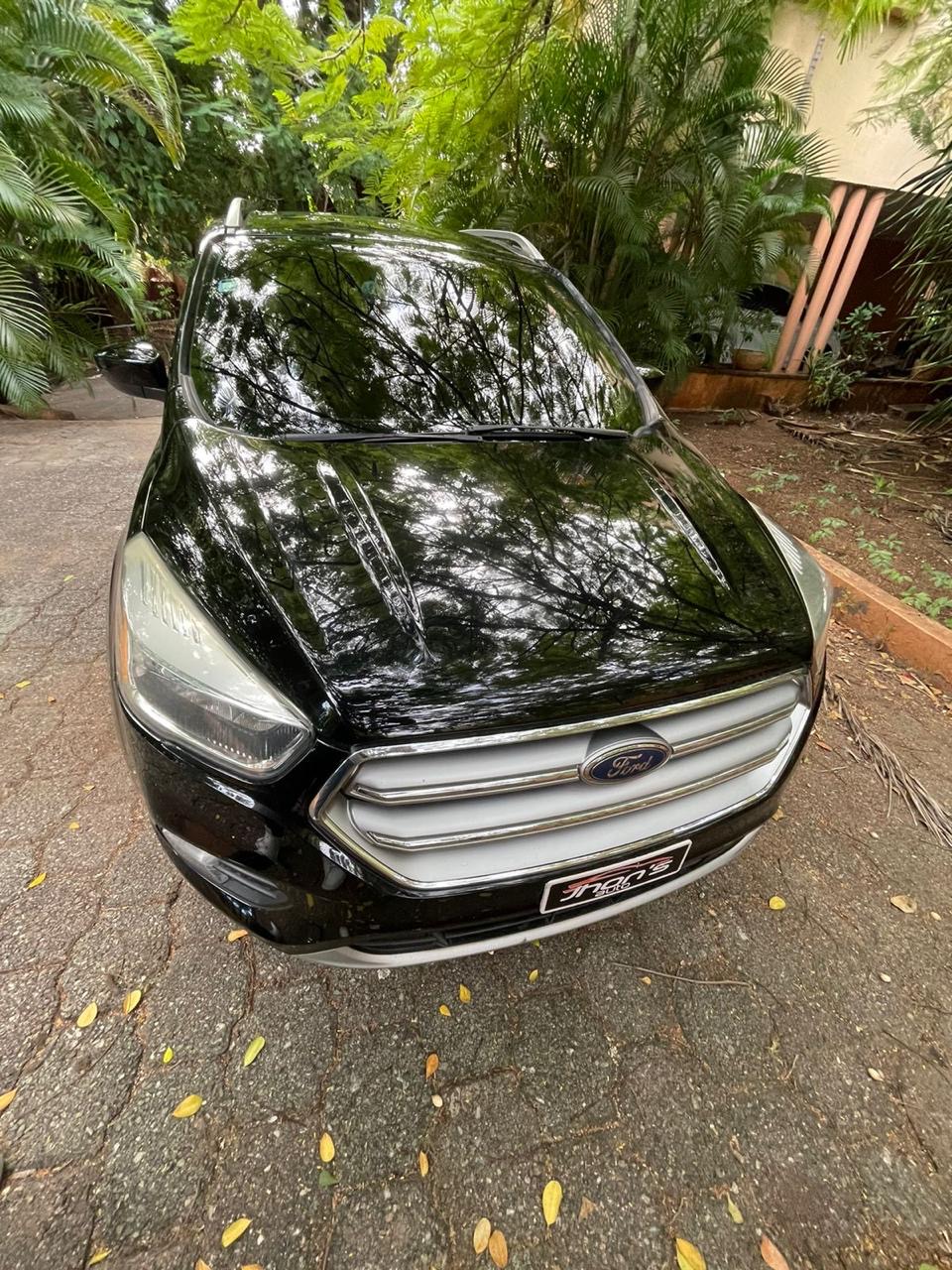 jeepetas y camionetas - Vendo Ford 2017 650,000 negociable 1