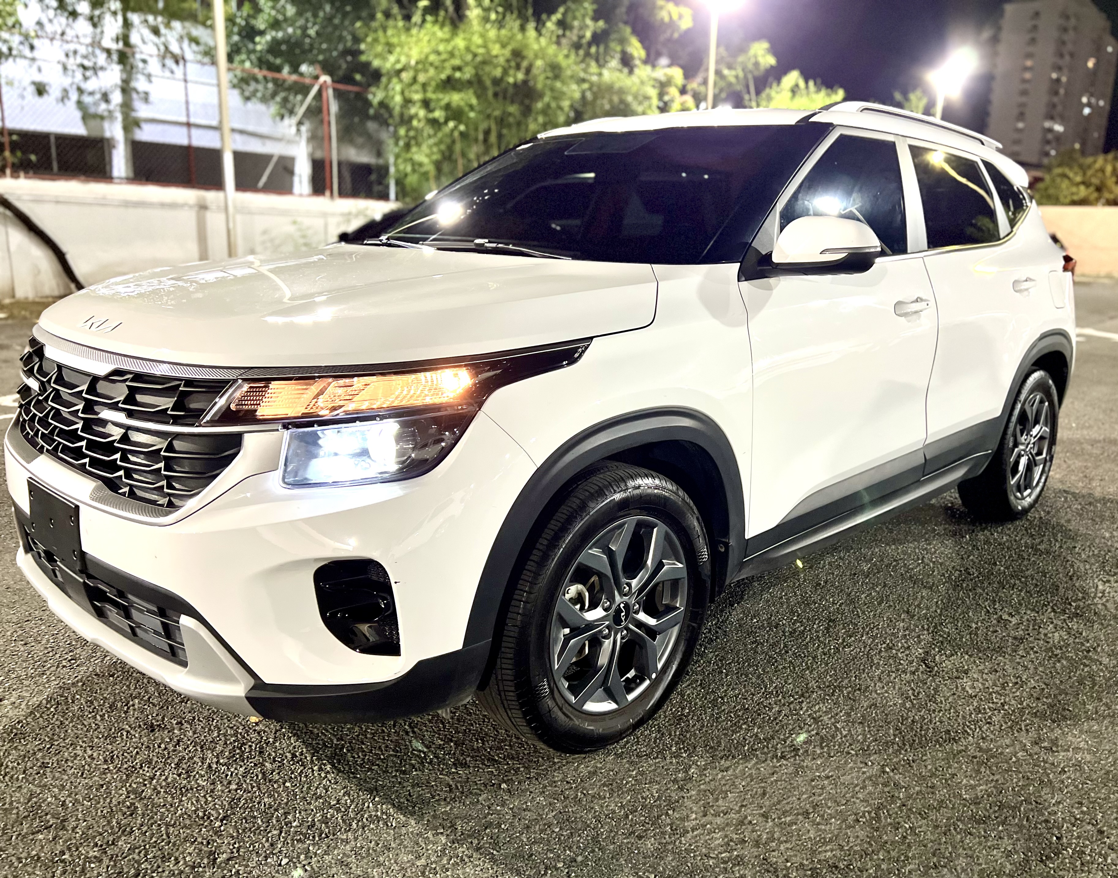 jeepetas y camionetas - EXTRAORDINARIO VEHICULO KIA SELTOS 2024  5